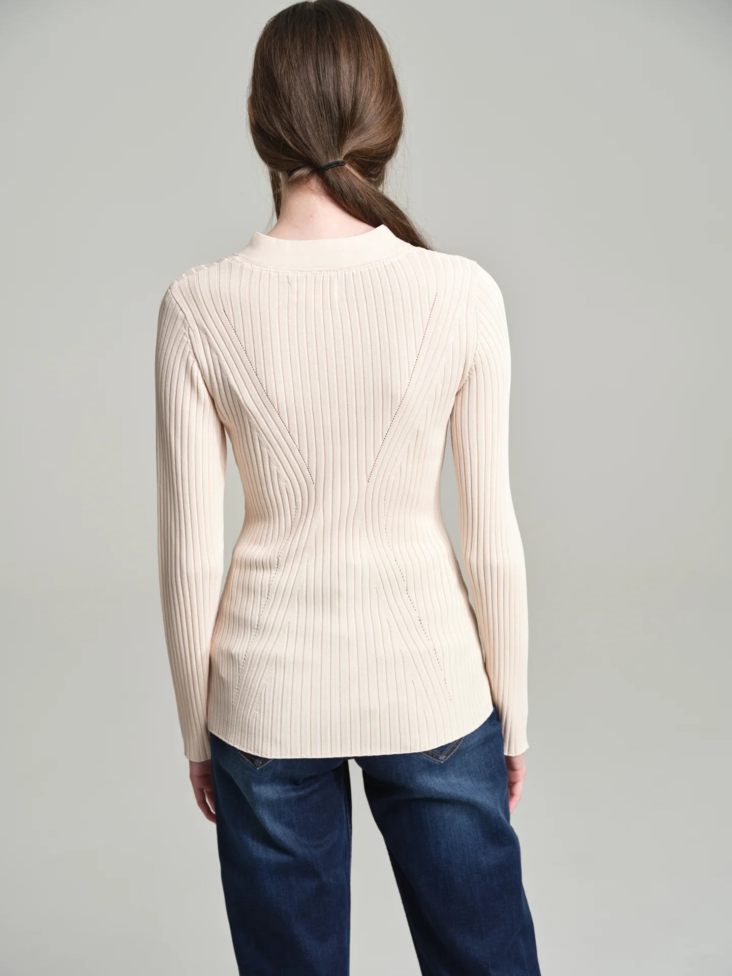 Ribbed butonned sweater - Image 3
