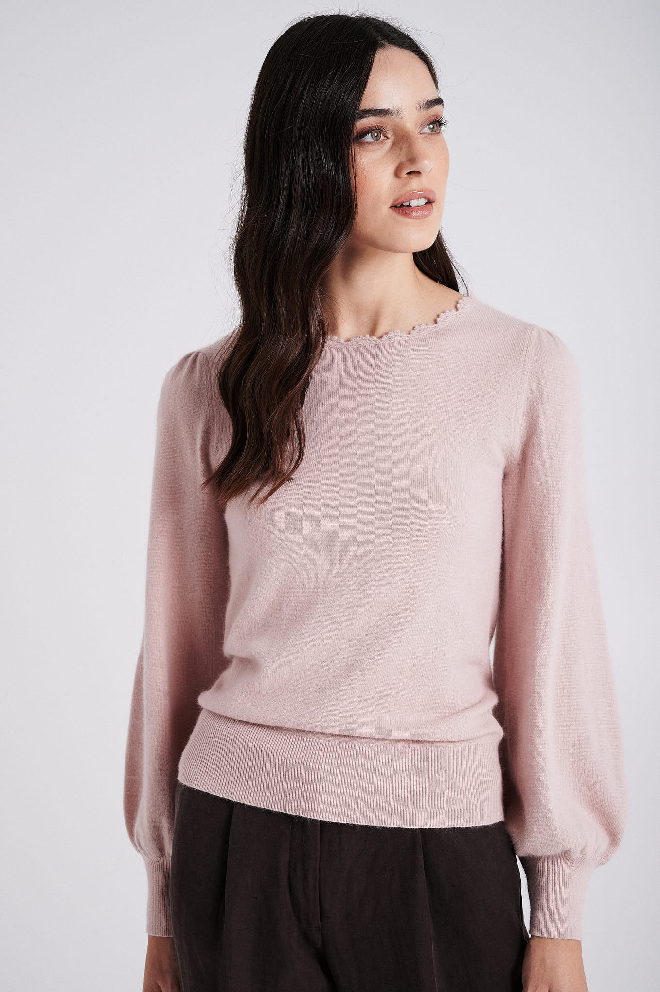 Round neckline with hand stitch crochet neckline - Image 2