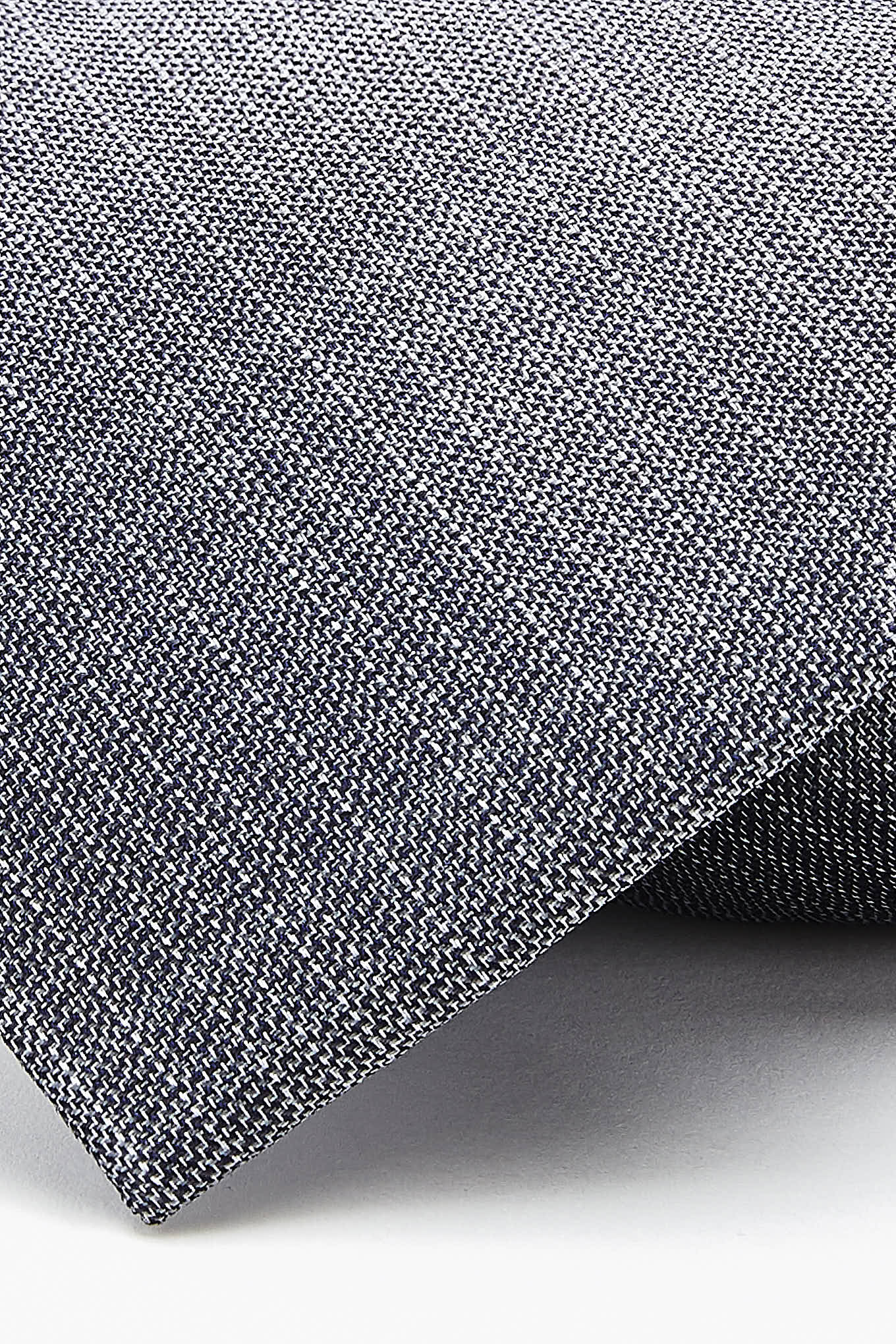 Semi Plain Tie 100% Silk 8cm - Image 6