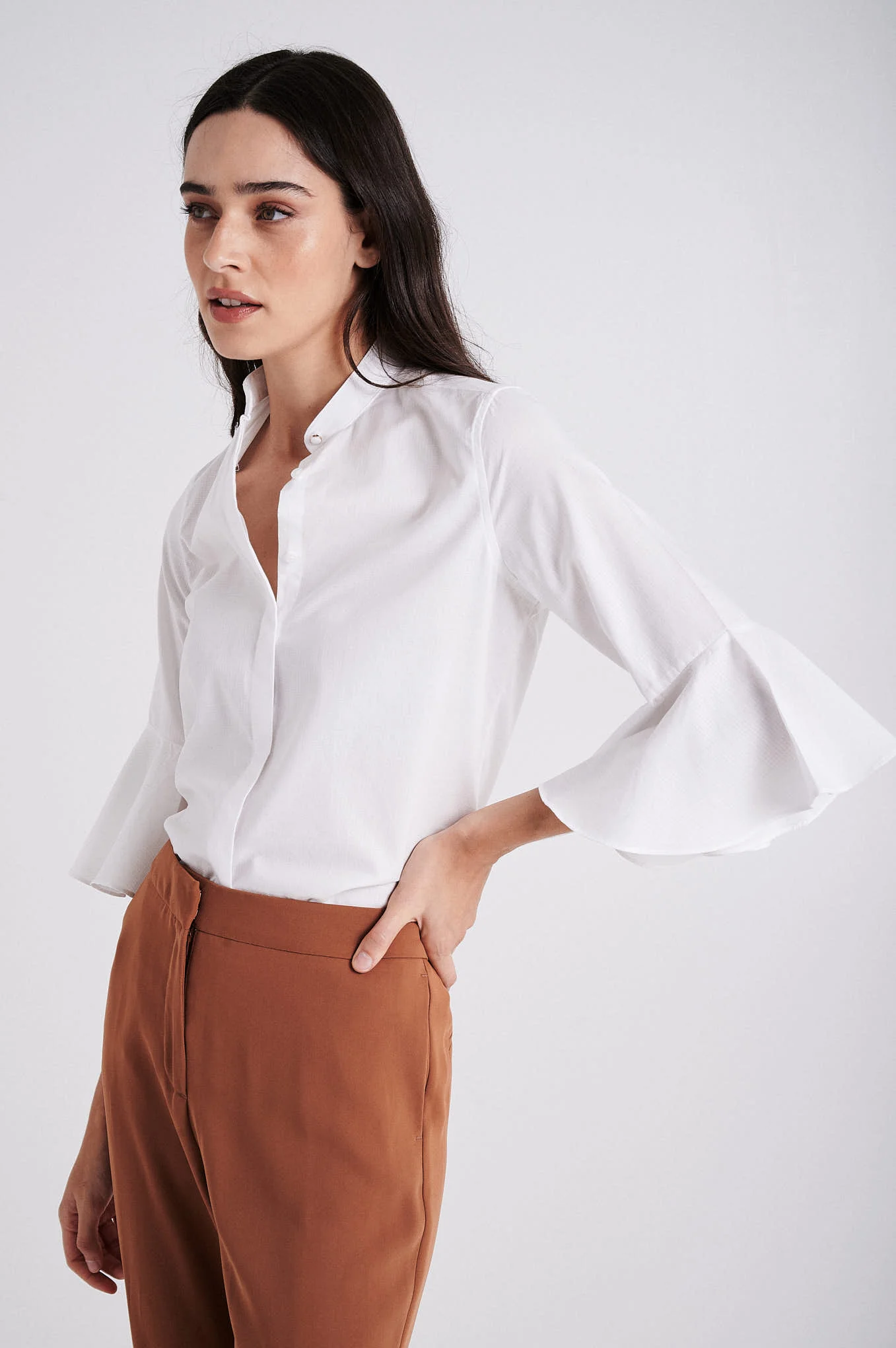 Shirt with 3/4 bell sleeves