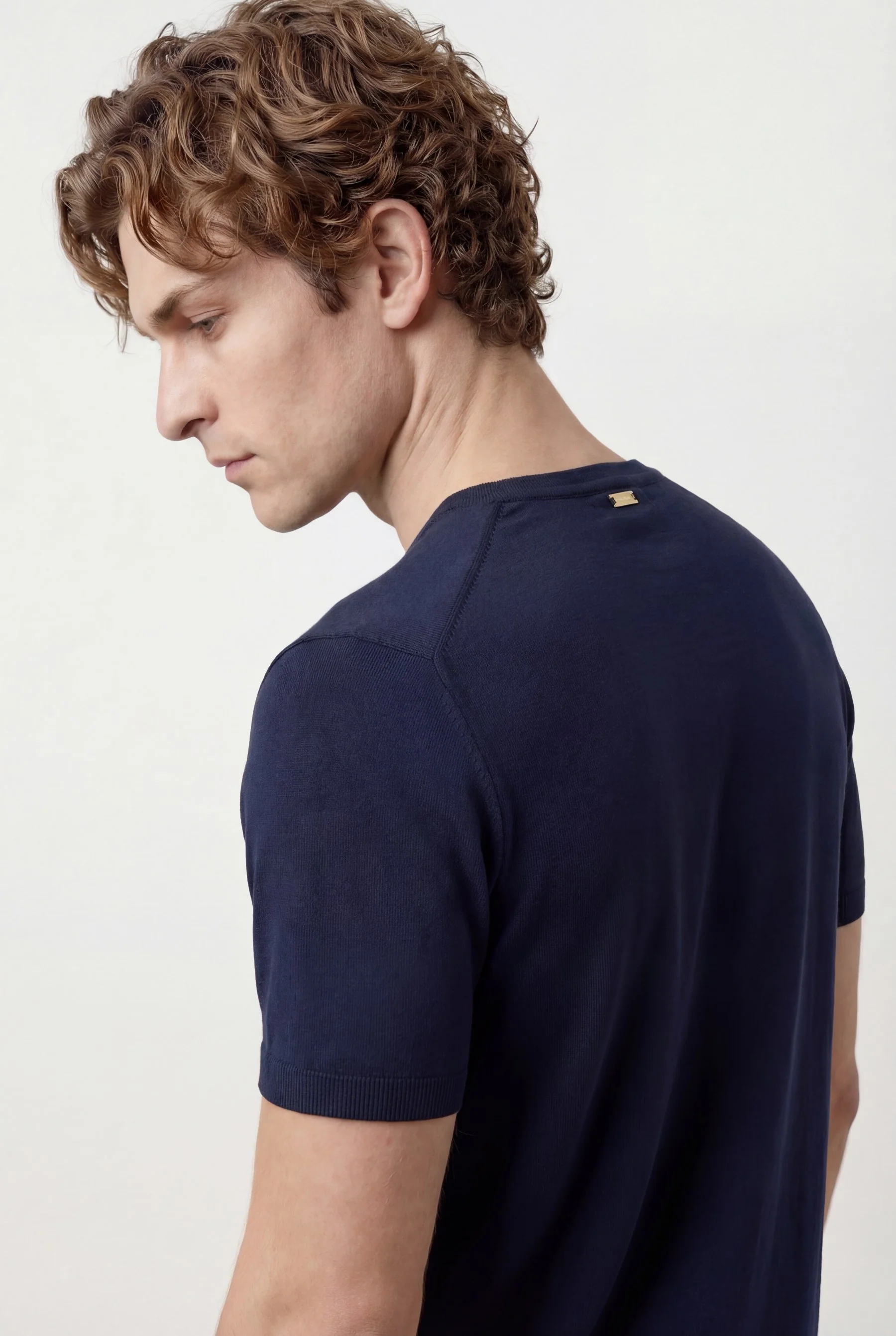 Short Sleeve Crew Neck Sweater In Cotton And Silk Blend - Image 2