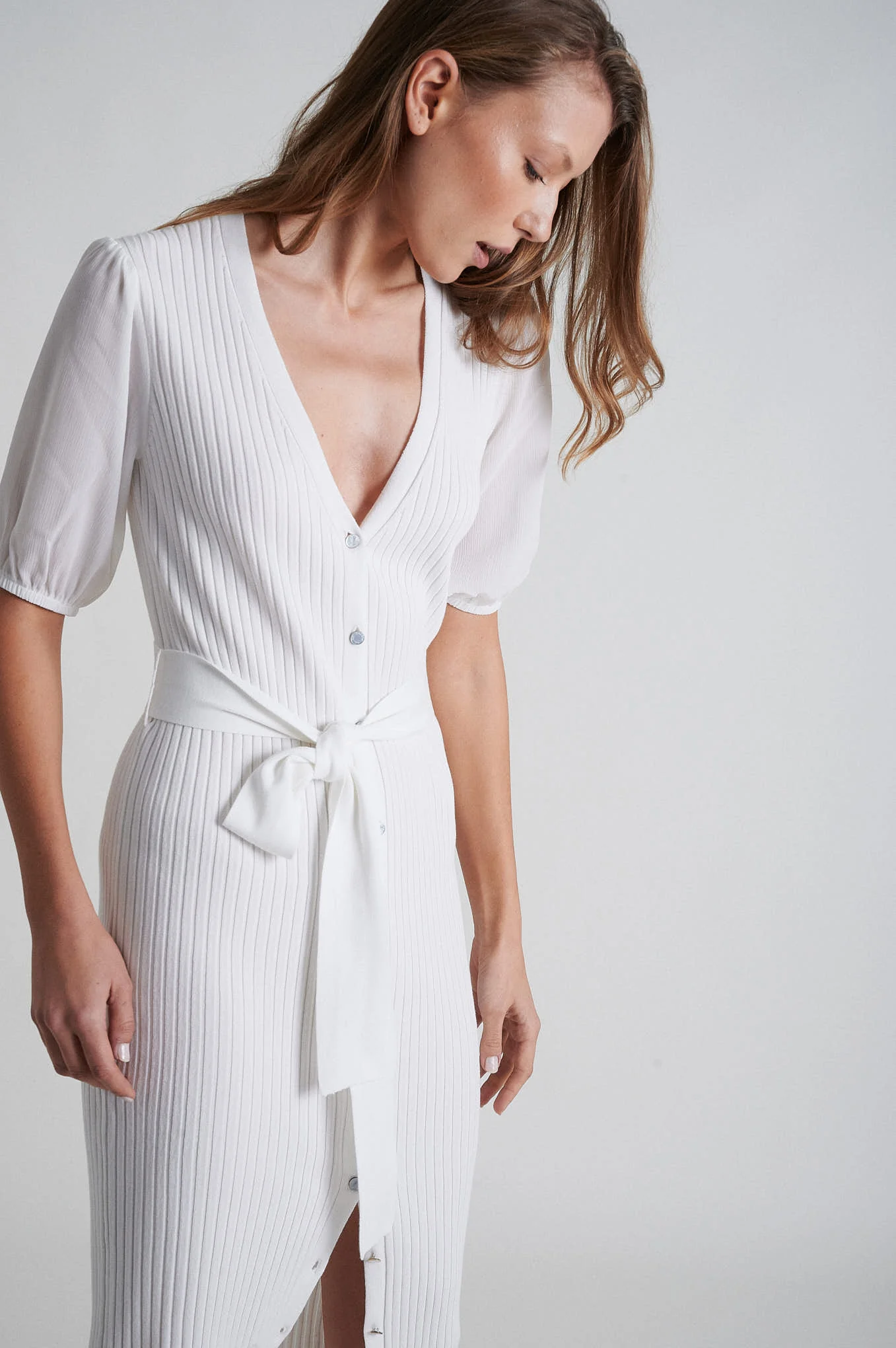 Short sleeve knitted open dress - Image 3