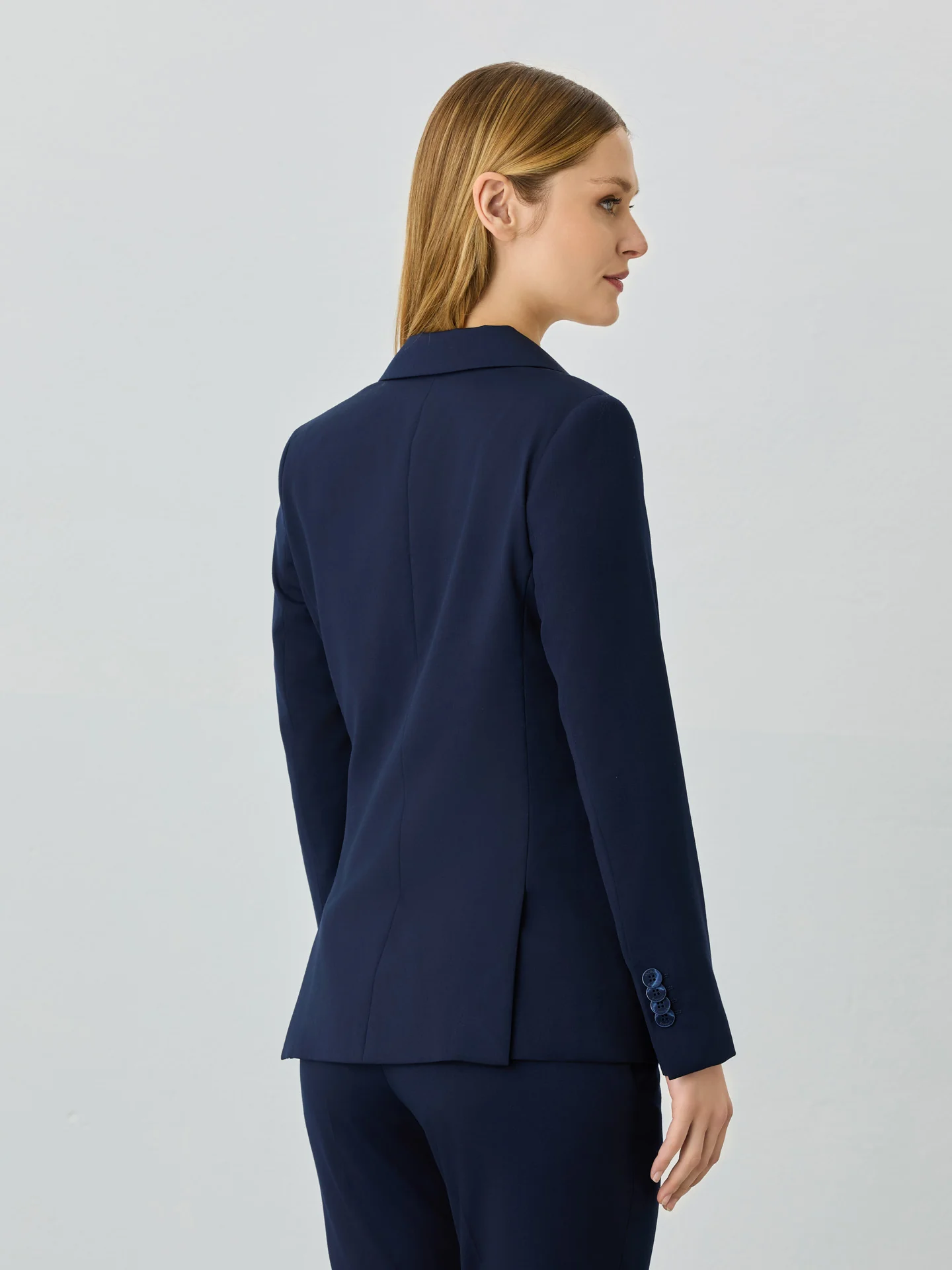 Single Breasted Dark Blue Suit In Wool Blend - Image 3