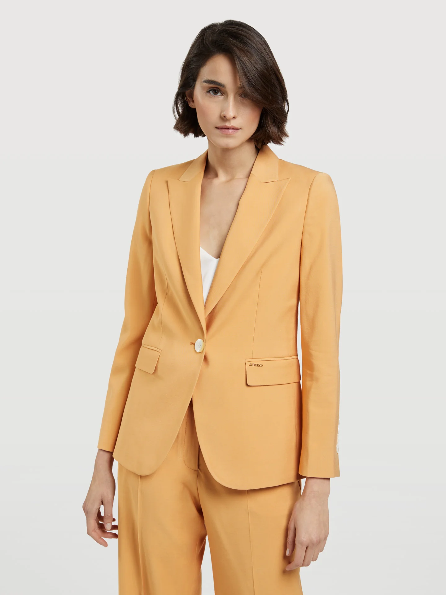Single-Breasted Suit Blazer