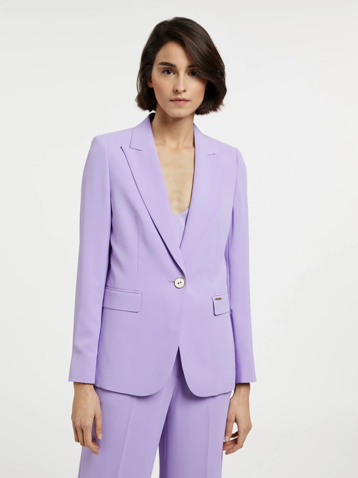 Single-Breasted Suit Blazer - Image 3