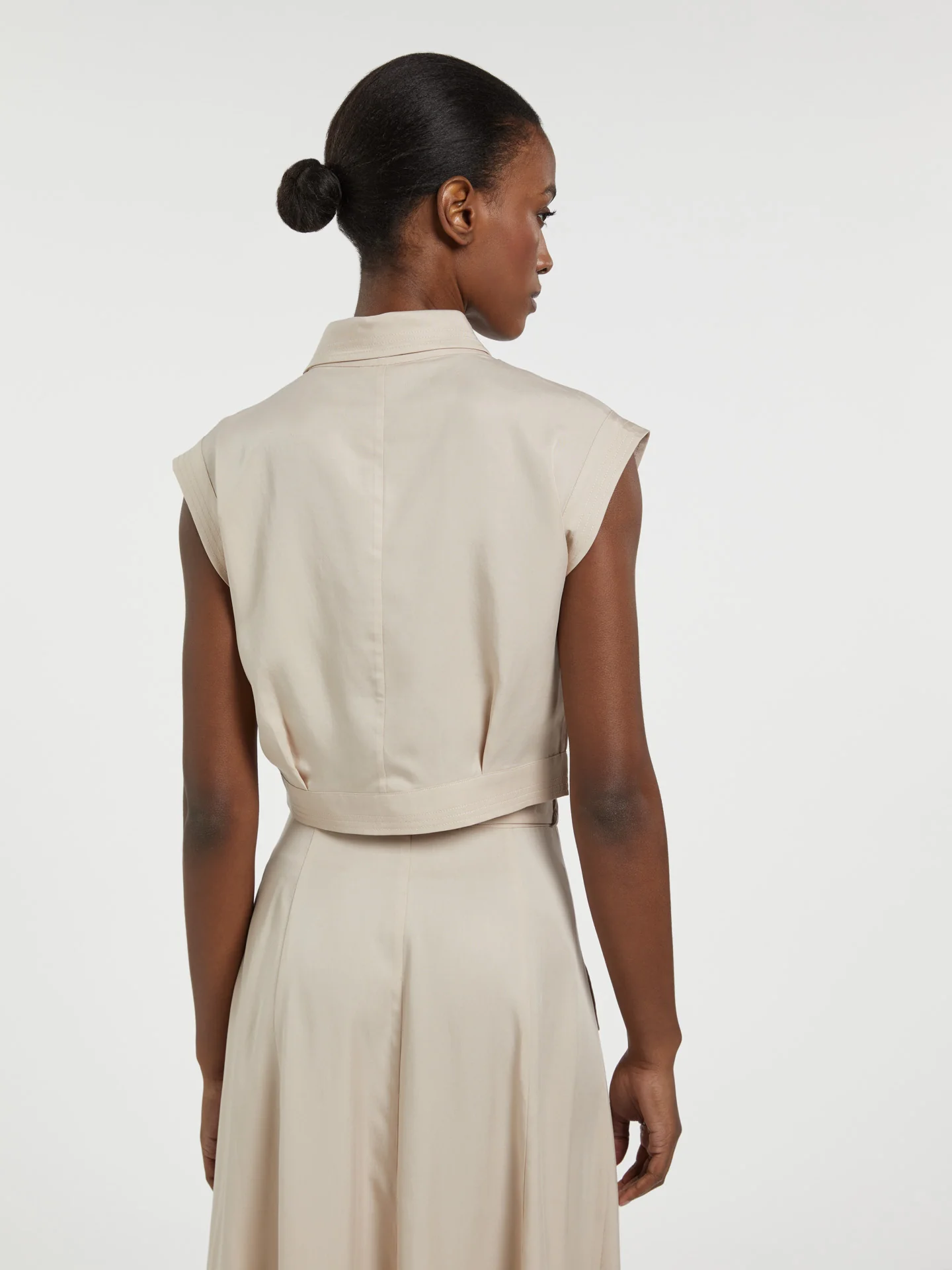 Sleeveless Blouse - Image 4