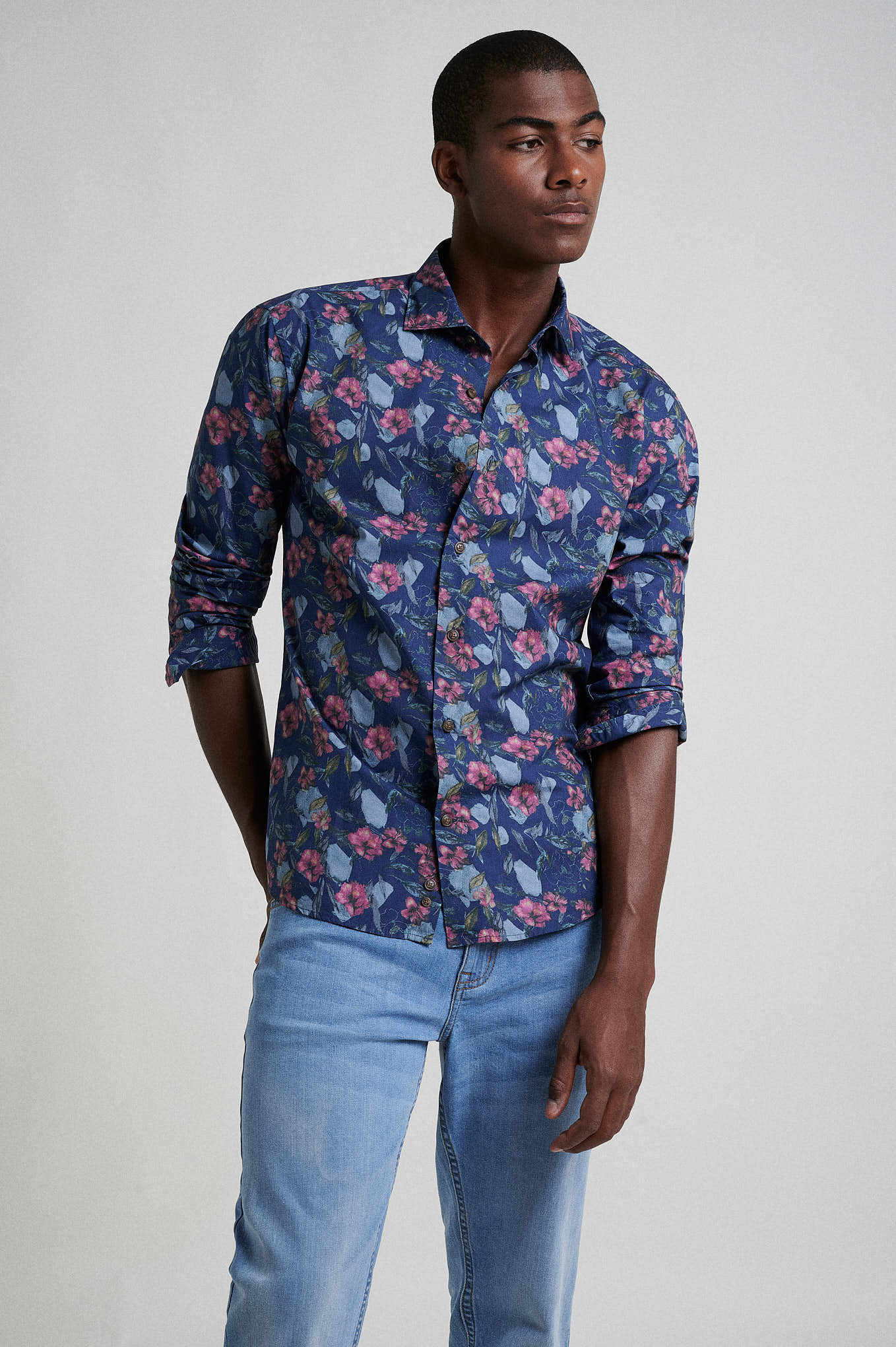 Slim fit 100% cotton printed shirt - Image 4