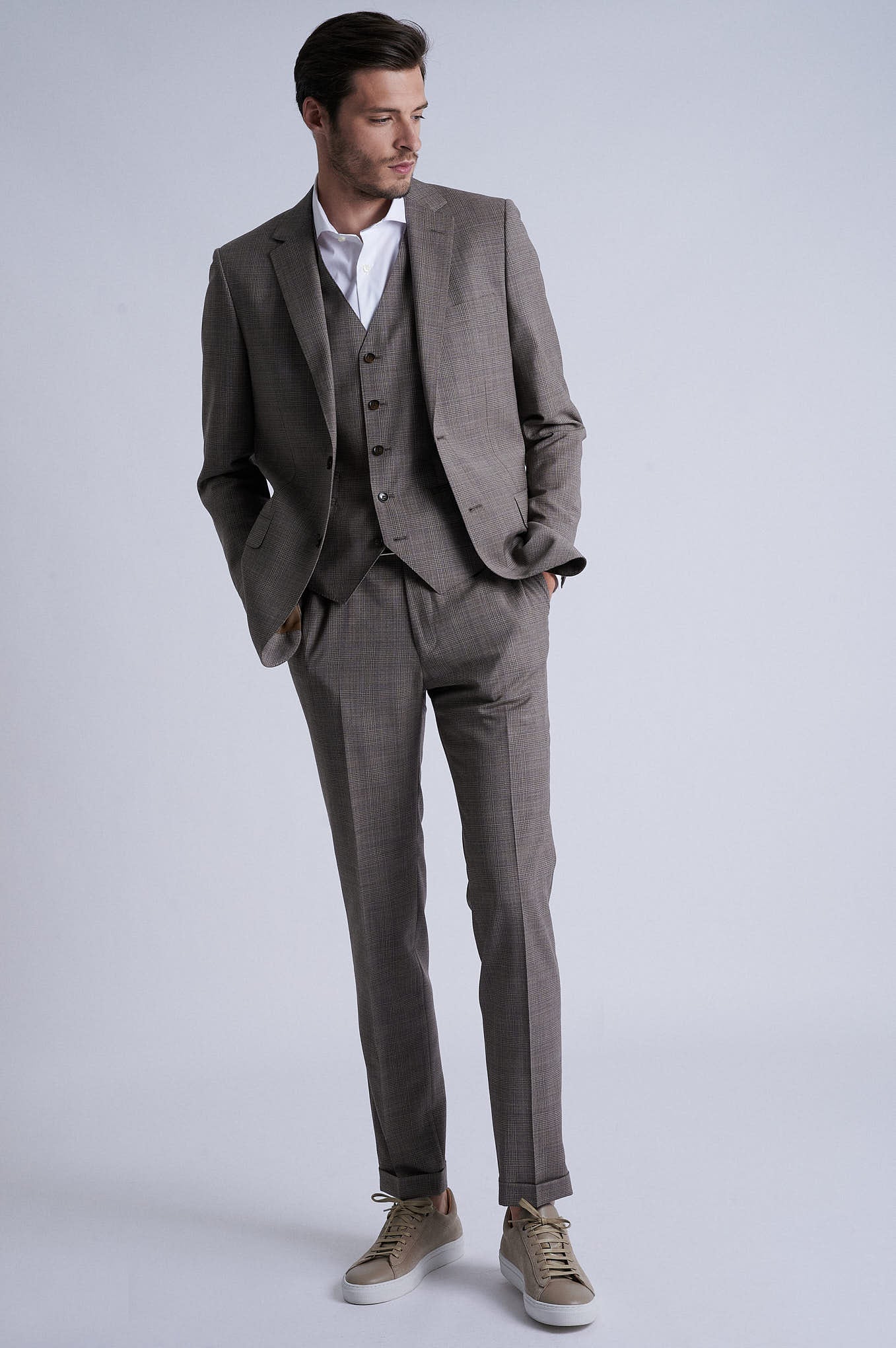 Slim fit 100% refined wool 3 pieces suit half canvas construction - Image 5