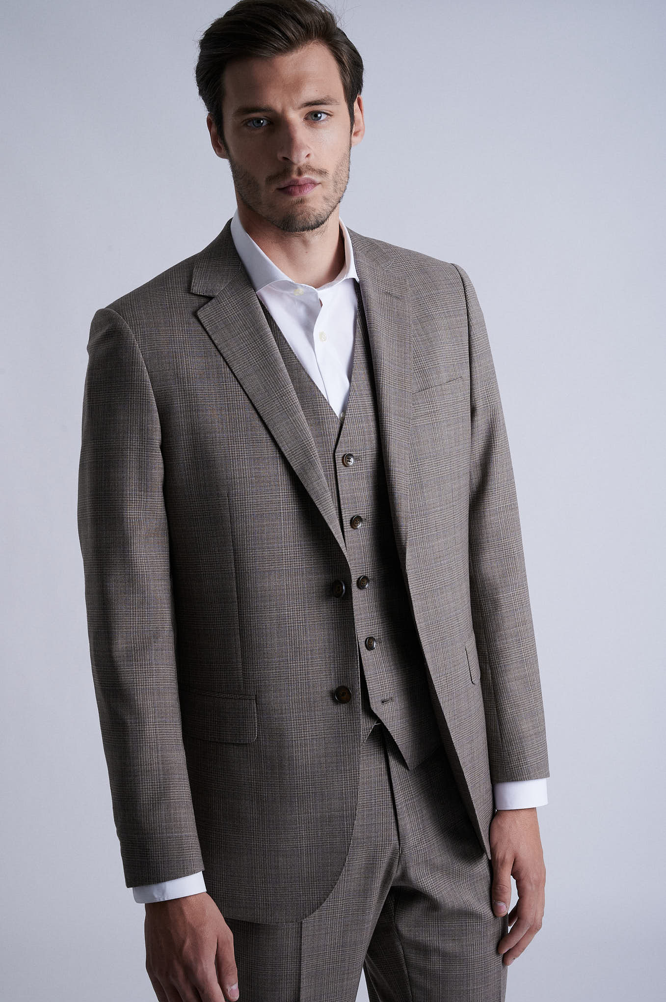 Slim fit 100% refined wool 3 pieces suit half canvas construction - Image 9