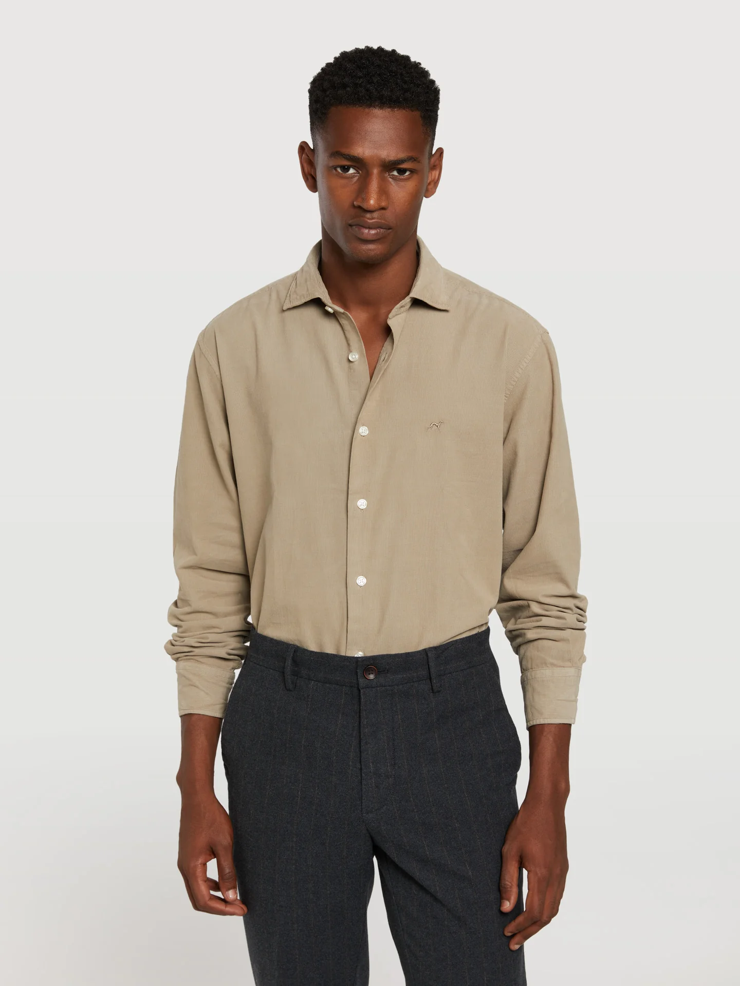 Slim fit baby-corduroy garment dye shirt - Image 17