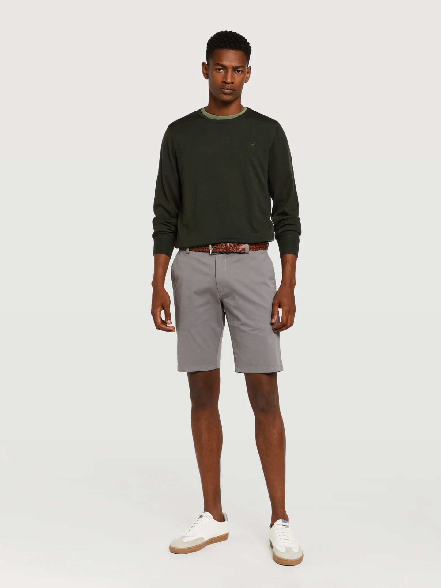 Slim fit basic bermuda shorts - Image 10