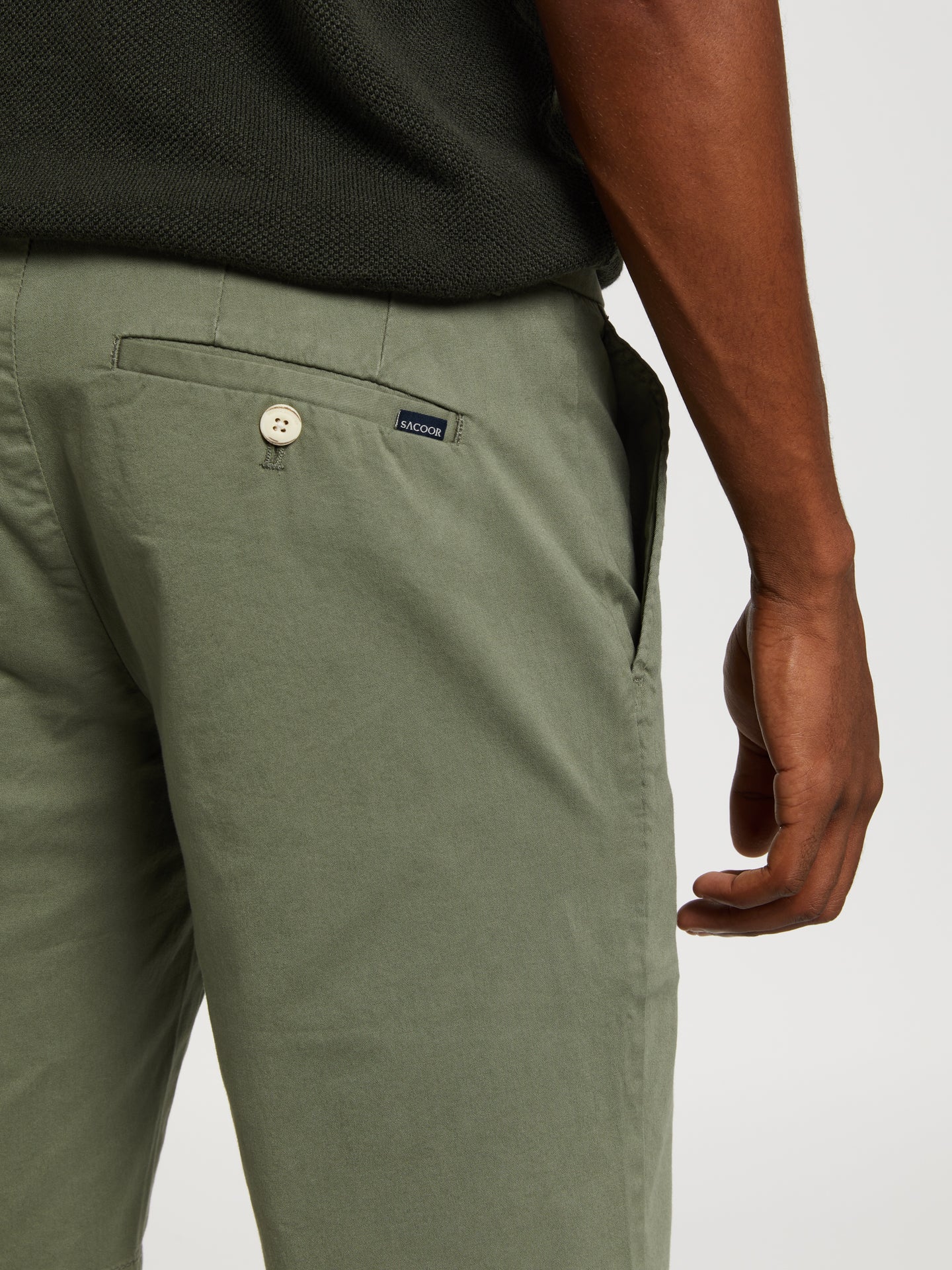 Slim fit basic bermuda shorts - Image 8