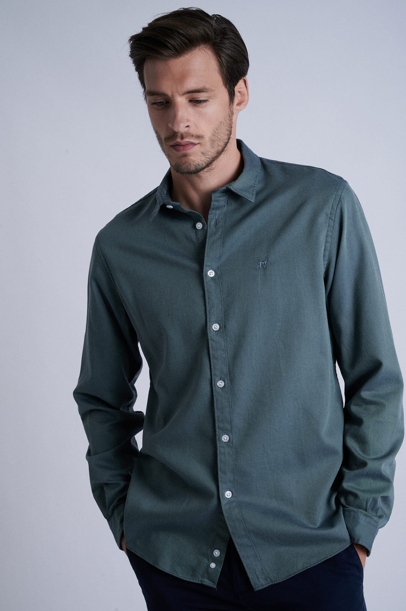 Slim fit blended cotton and modal eco-friendly shirt - Image 8