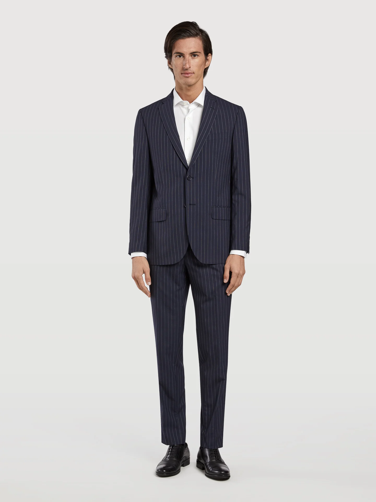 Slim fit chalk stripe business suit - Image 5
