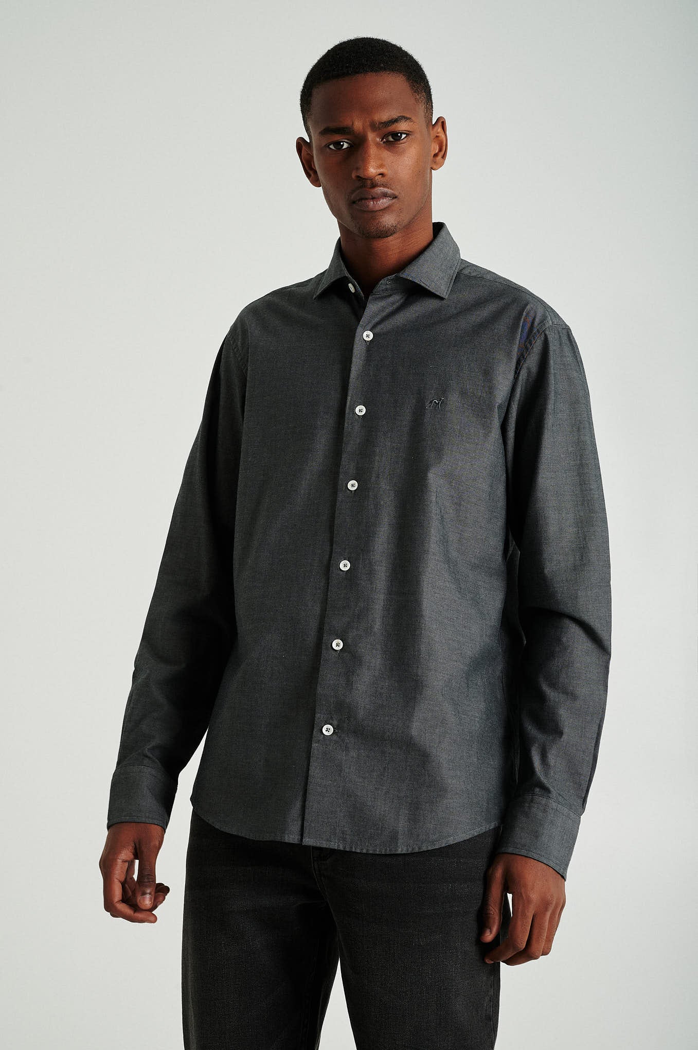 Slim fit chambray shirt - Image 2