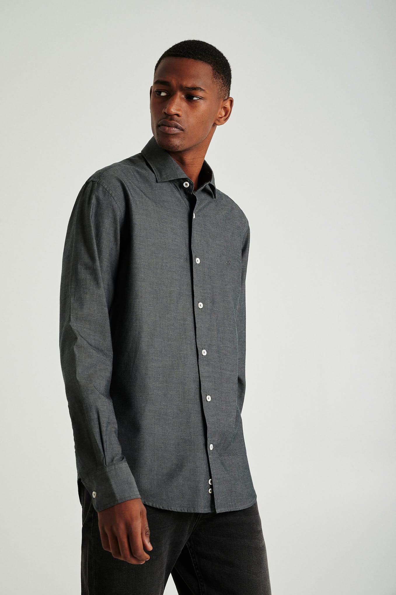 Slim fit chambray shirt - Image 5