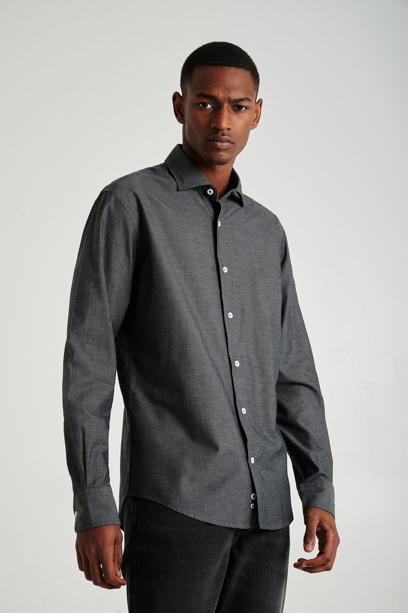 Slim fit chambray shirt - Image 7