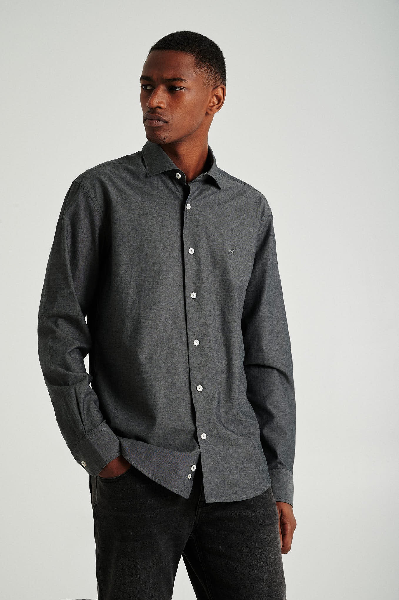 Slim fit chambray shirt - Image 8