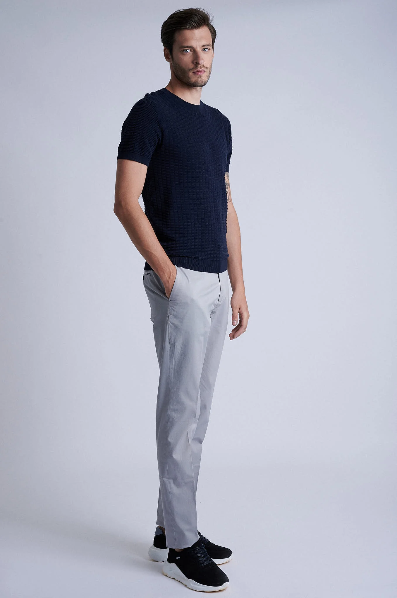Slim fit chino in Cotton Elastane - Image 40