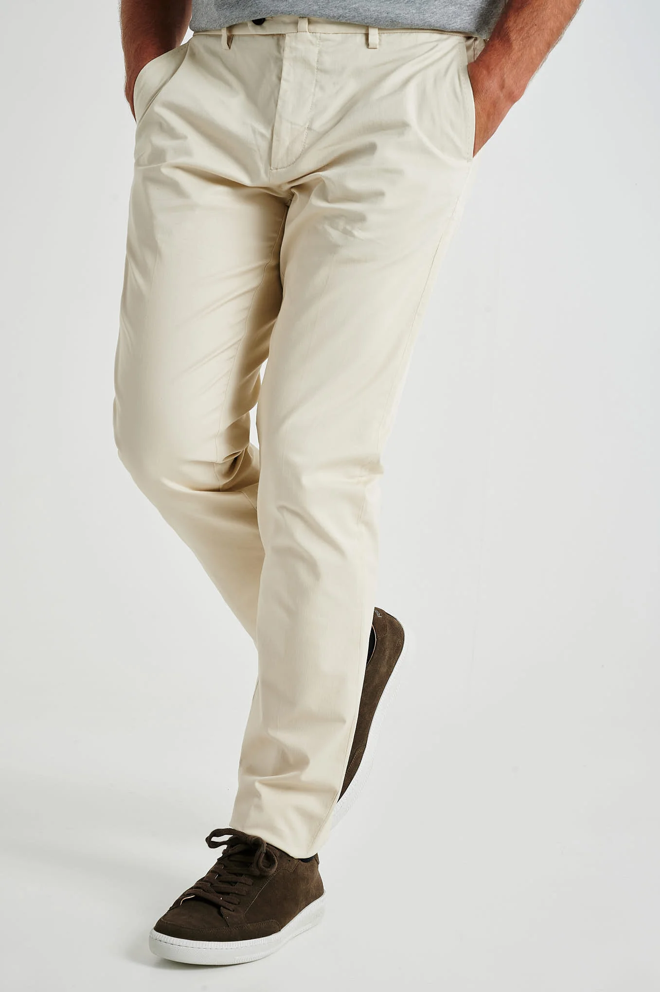 Slim fit comfort stretch basic chino - Image 30