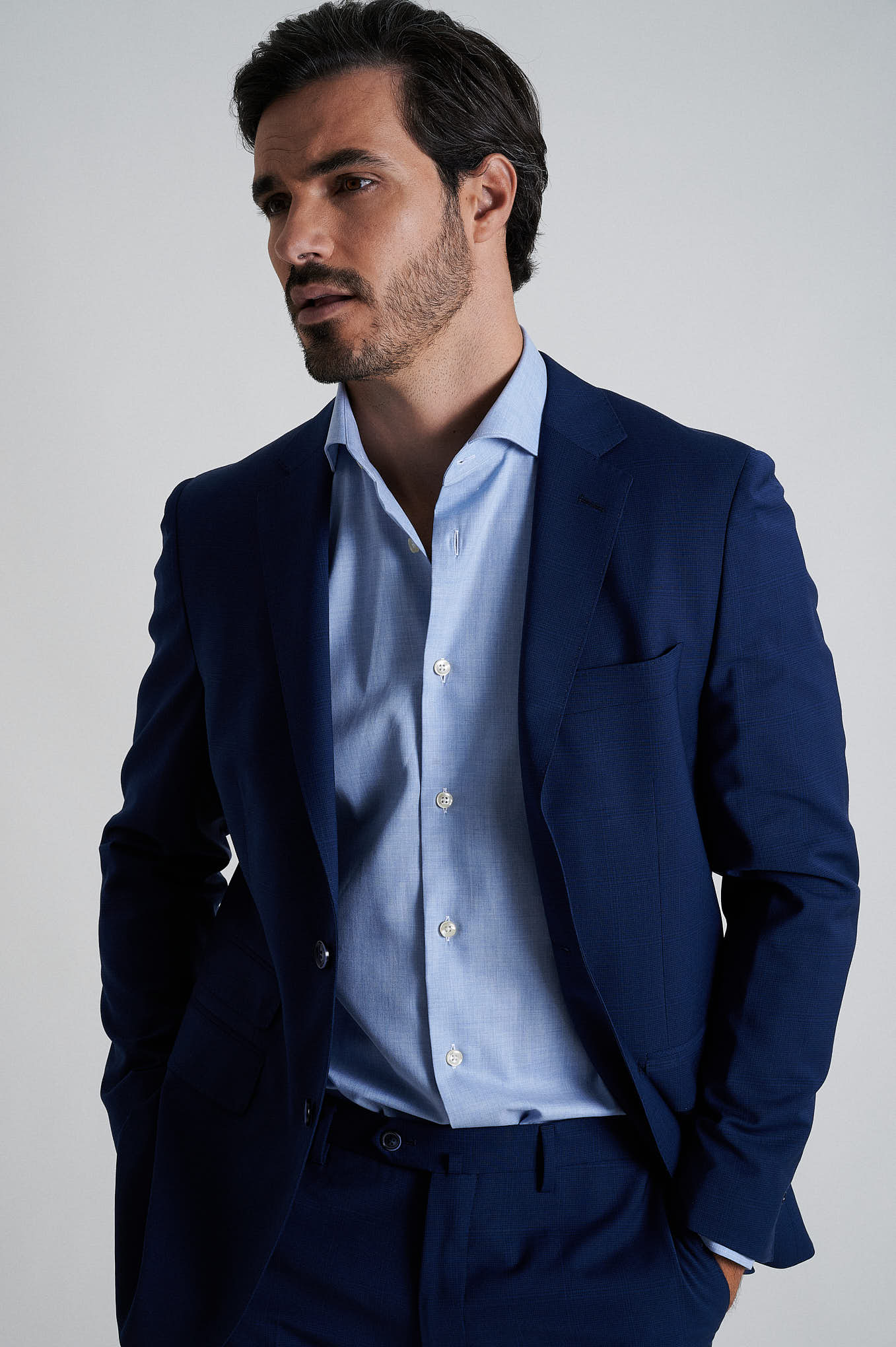 Slim fit comfort wool elastane suit half canvas construction Anti-crease finishing - Image 7