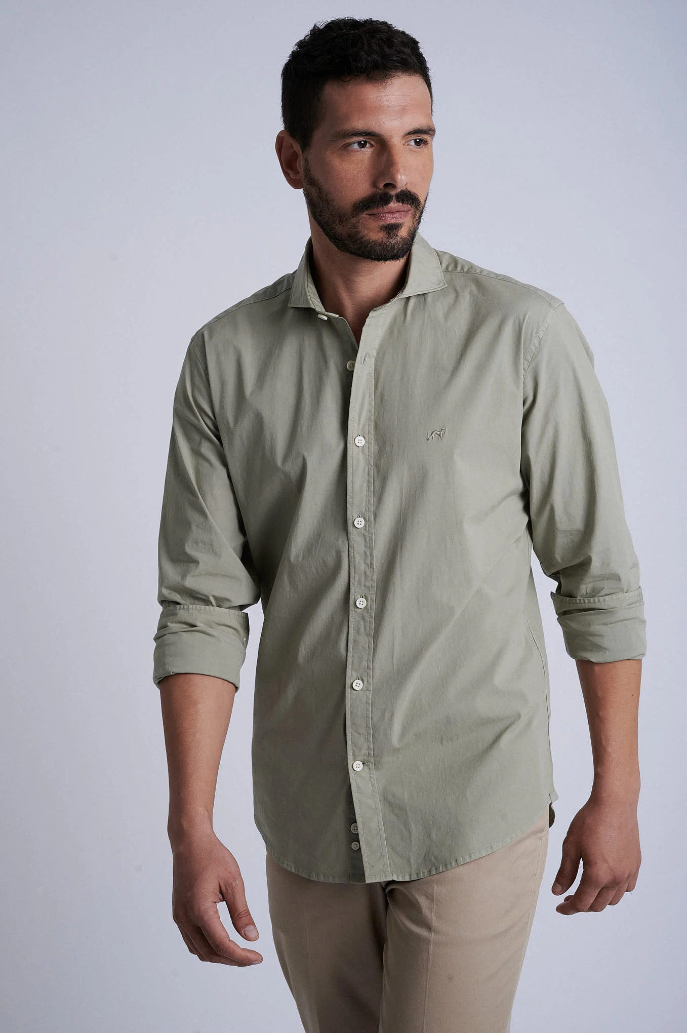 Slim fit cotton elastane comfort poplin shirt in garment dye - Image 22