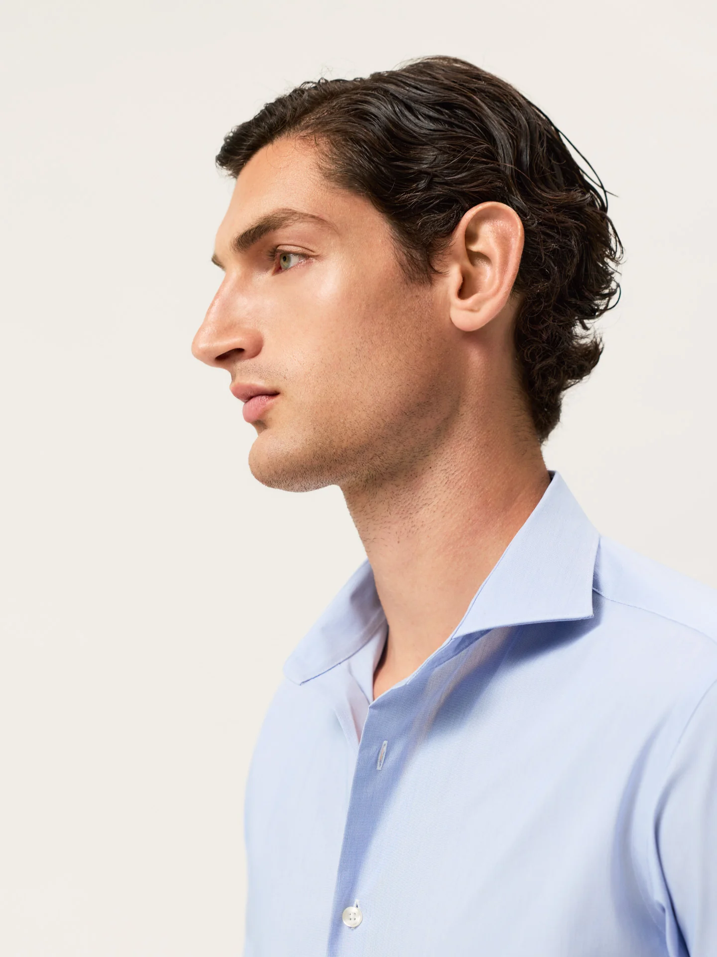 Slim Fit End-on-End Travel Shirt With Dublin Collar - Image 2