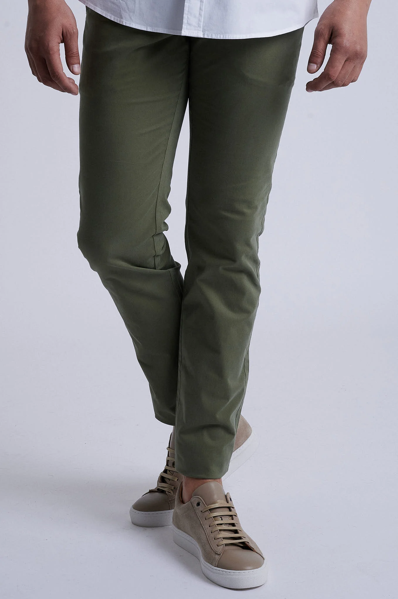 Slim fit garment dye chino in Cotton Elastane - Image 20