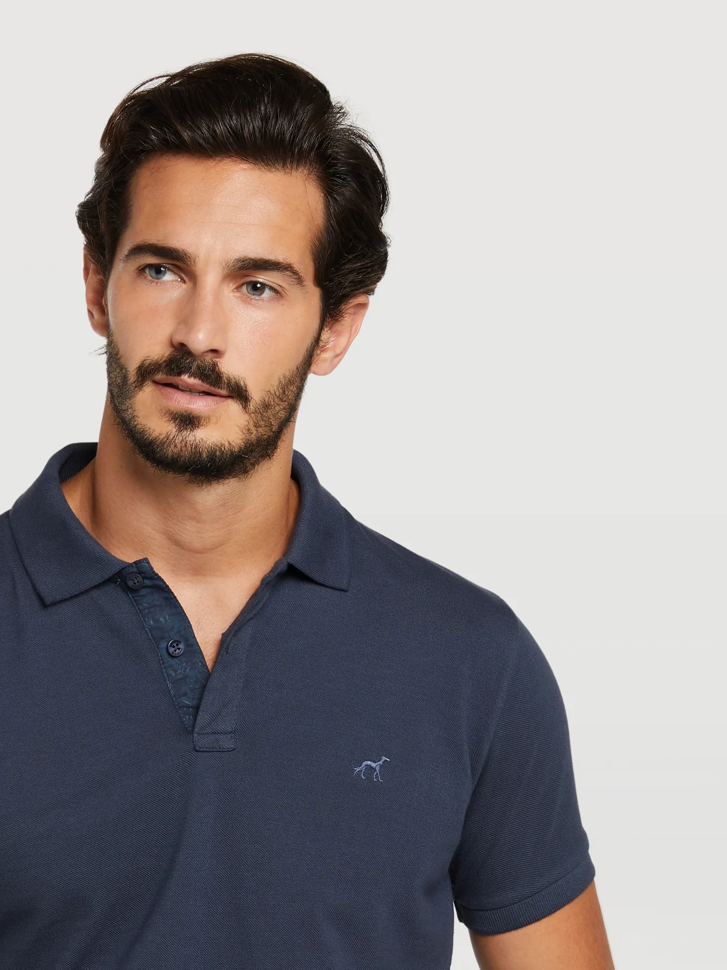 Slim fit garment dye piqué polo shirt with print - Image 4