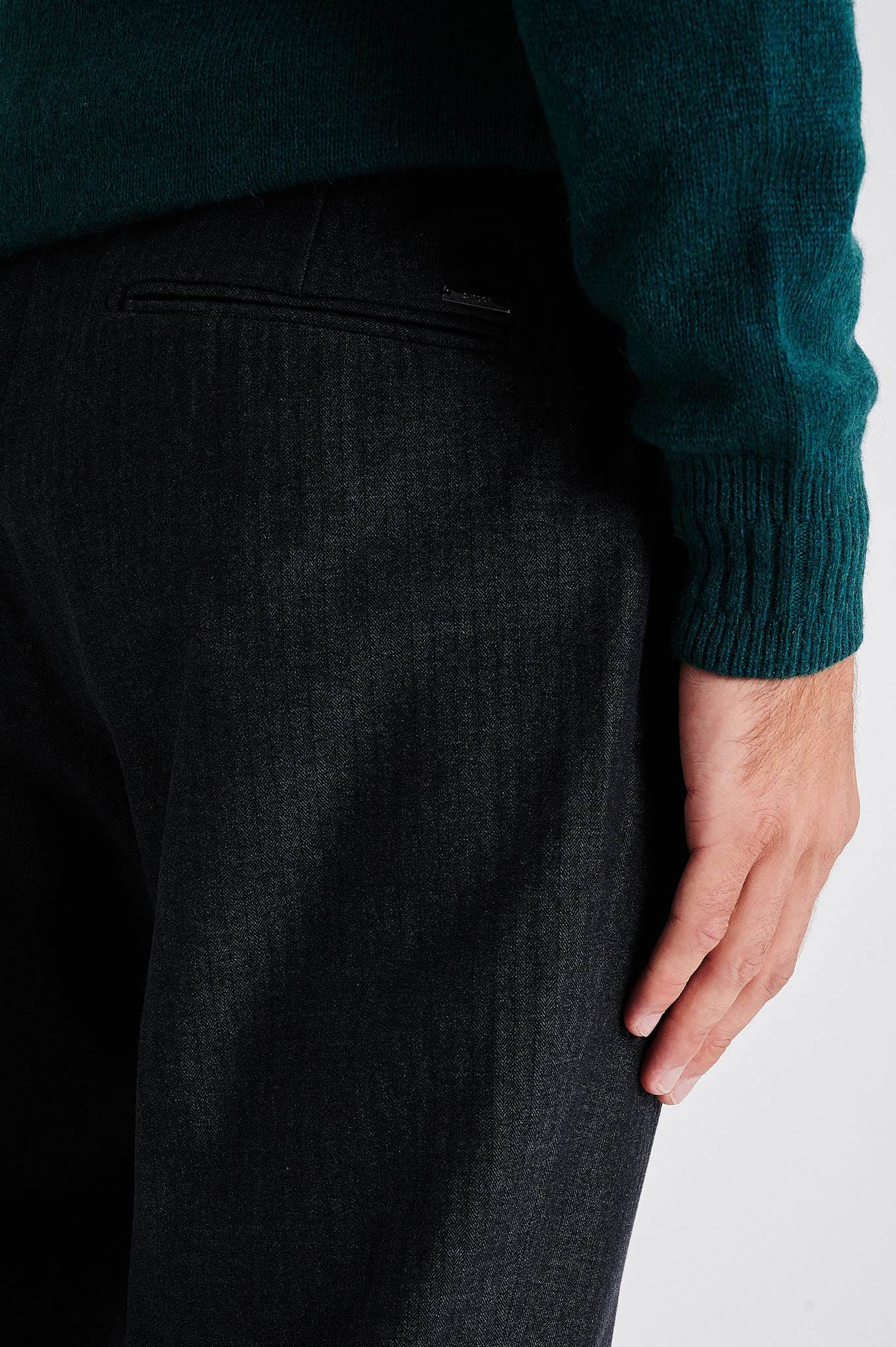 Slim fit herringbone chino - Image 5