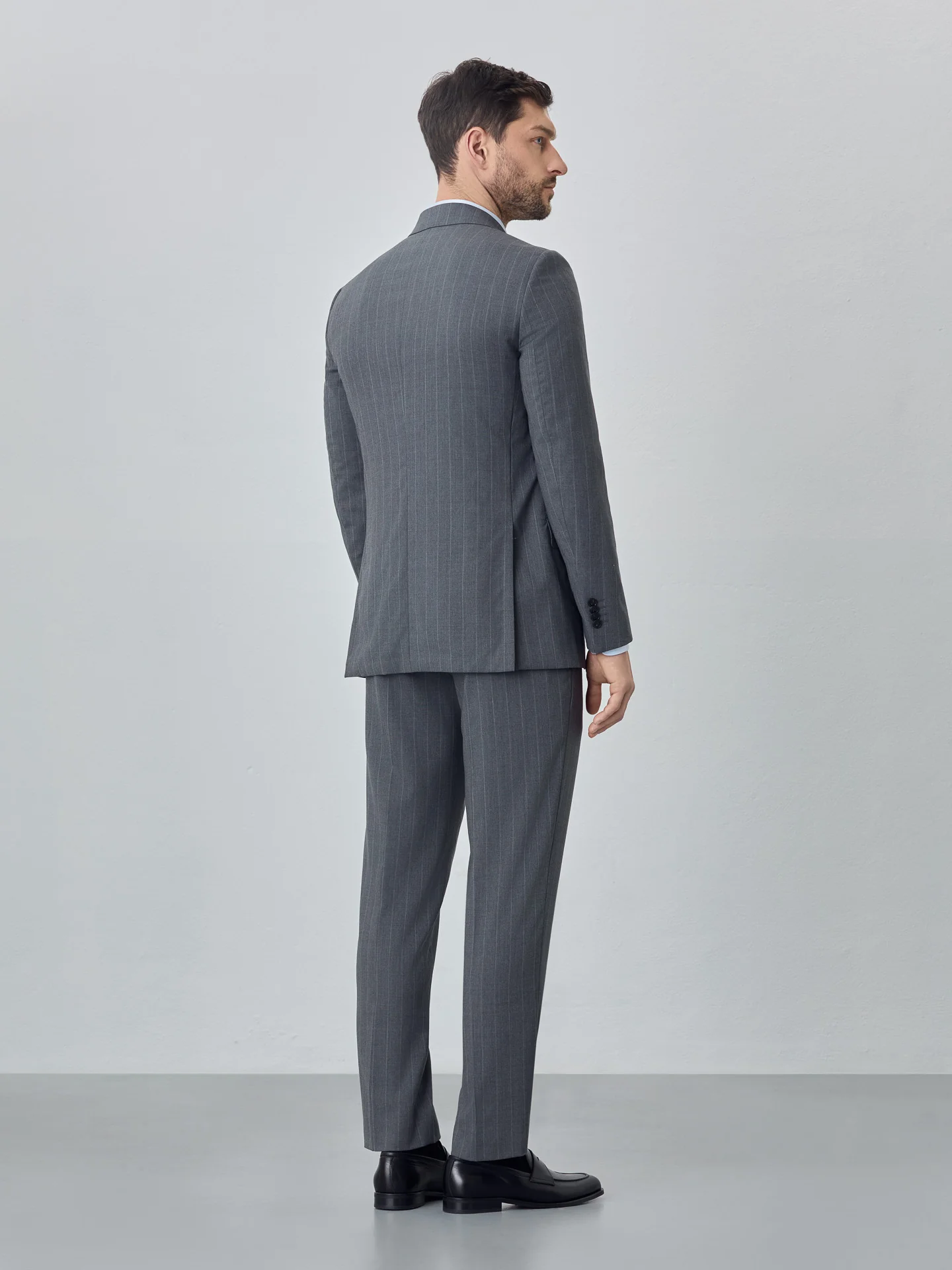 Slim Fit K-Moving Italian Fabric Suit - Image 6