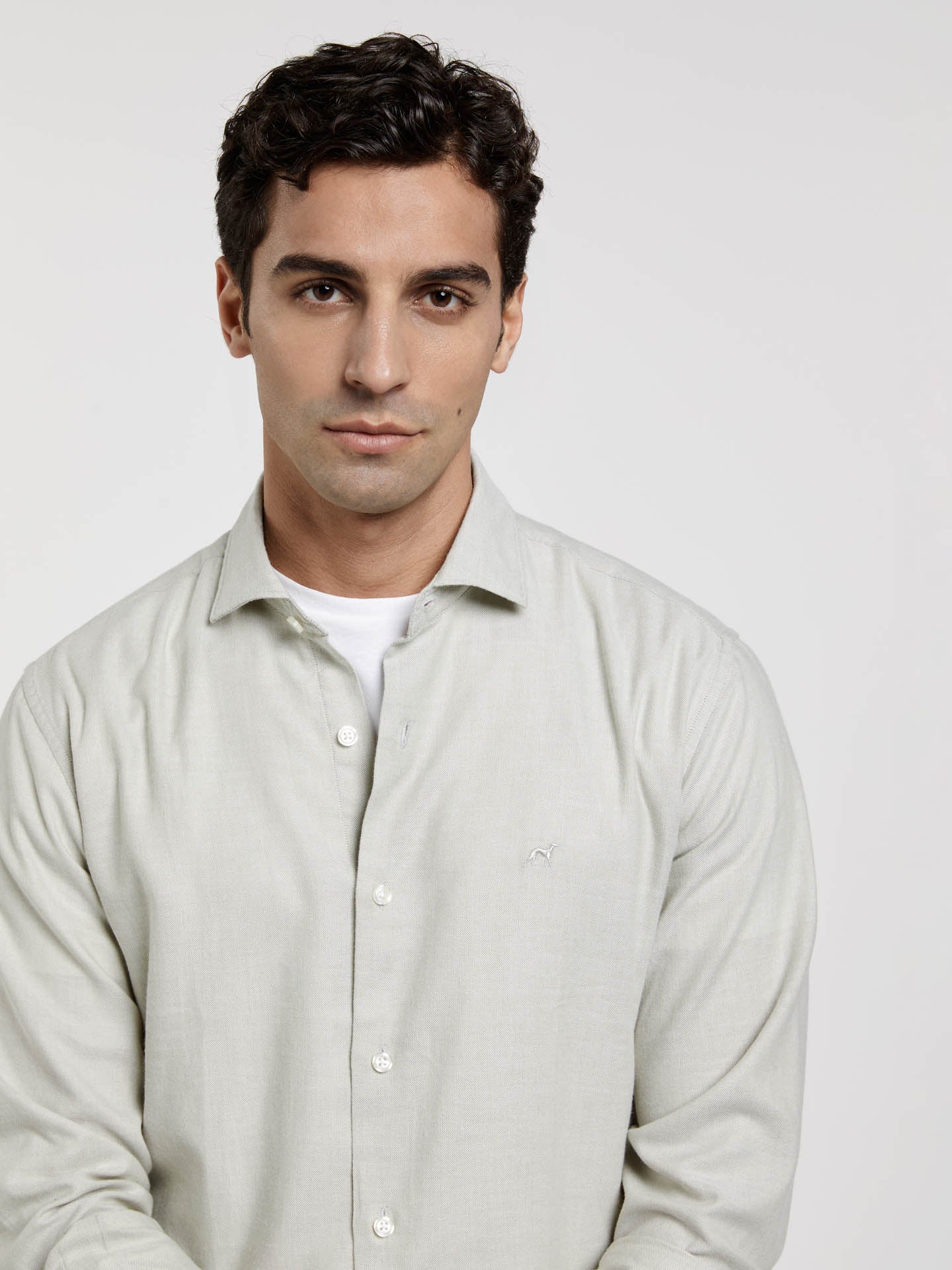 Slim fit plain soft cotton shirt - Image 2