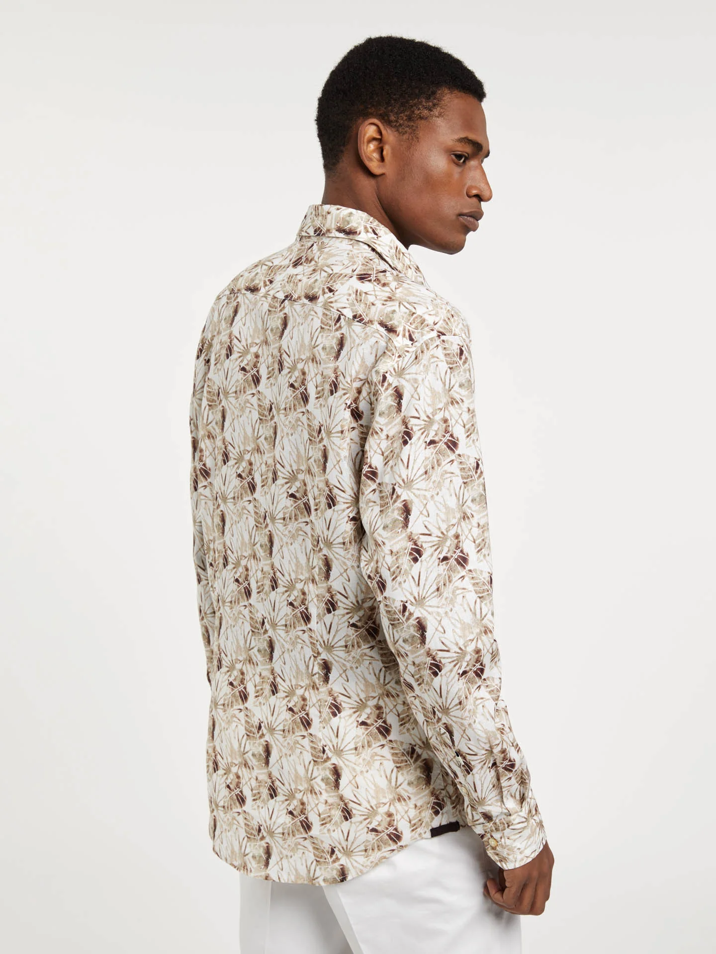 Slim fit special edition linen print shirt - Image 3