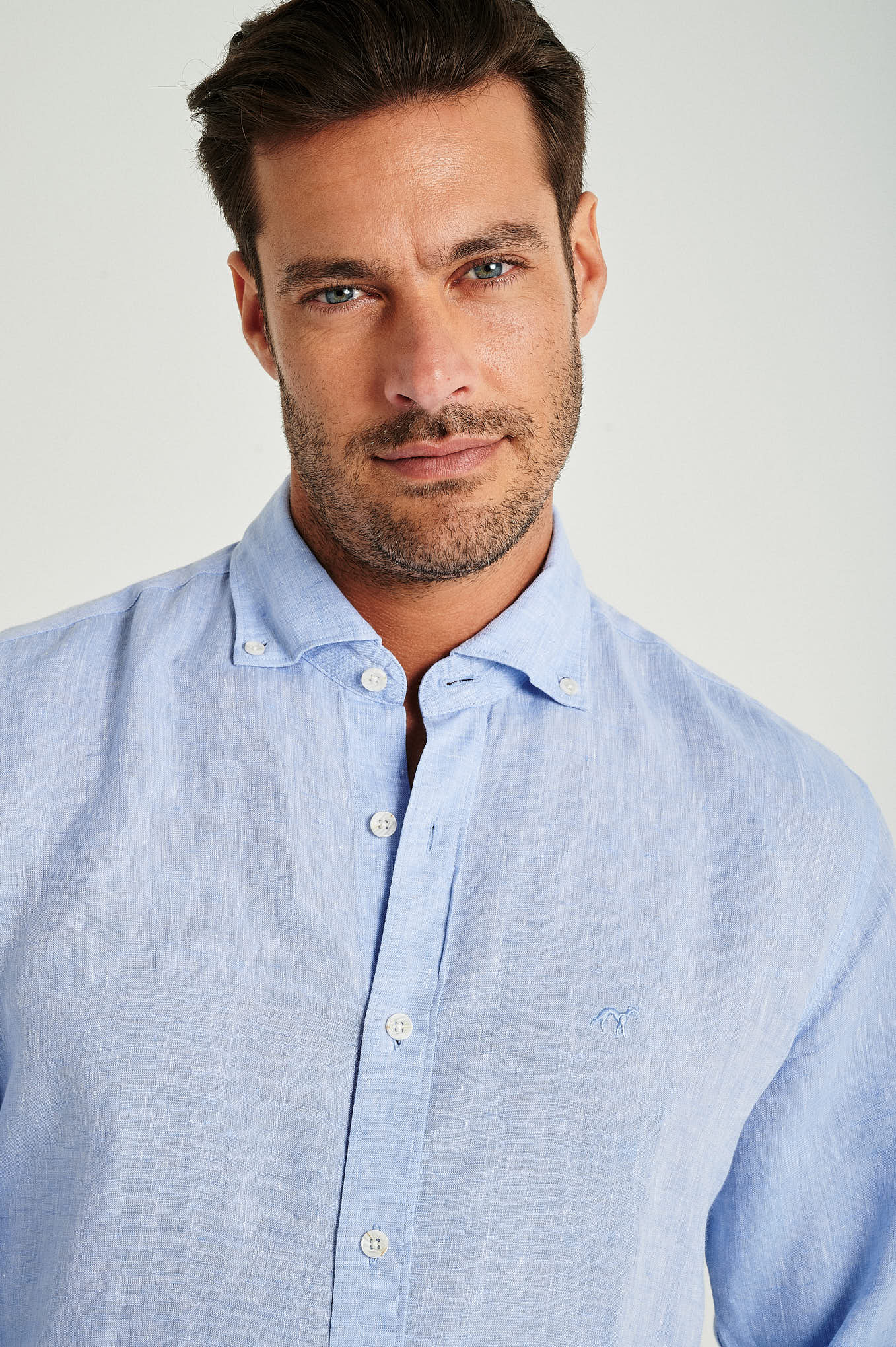 Slim fit Special Edition linen shirt