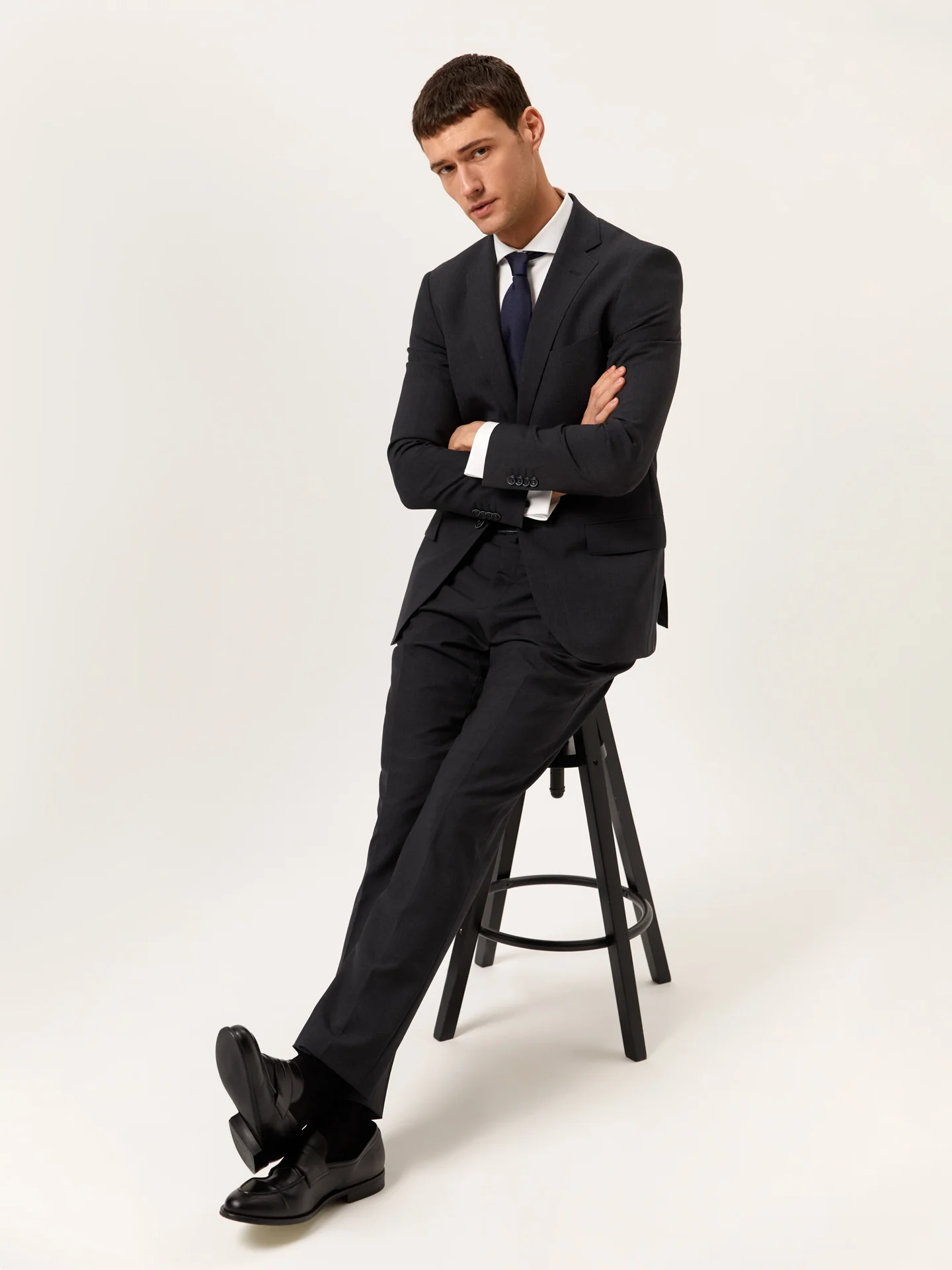 Slim Fit Suit in High-performance Wool