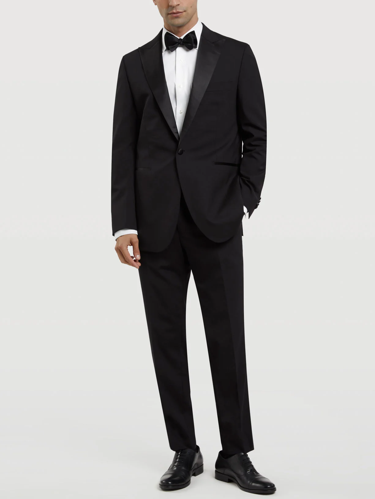 Slim Fit Tuxedo Suit