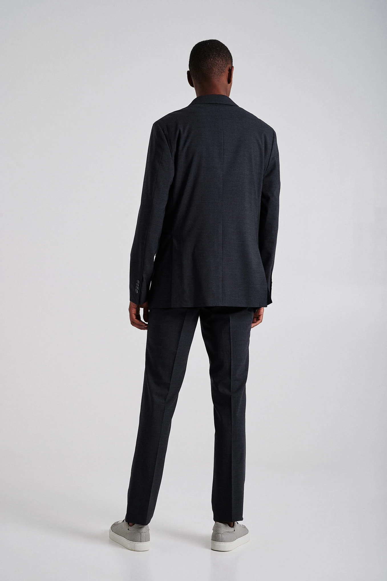 Slim fit wool stretch high performance suit - Image 6