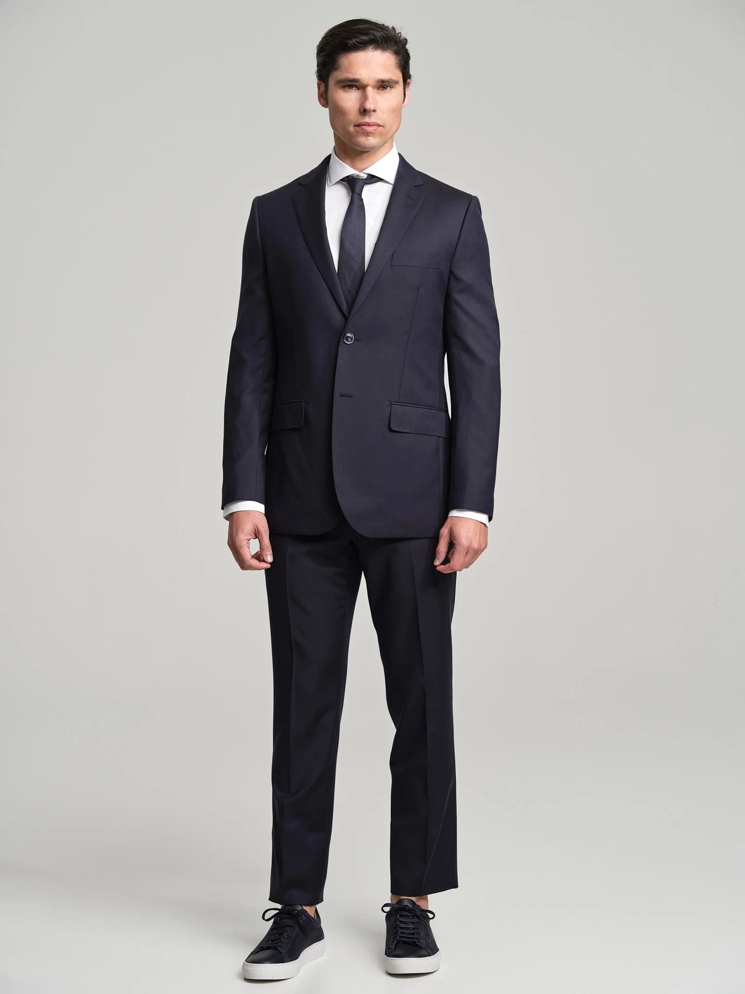 Slim fit wool suit