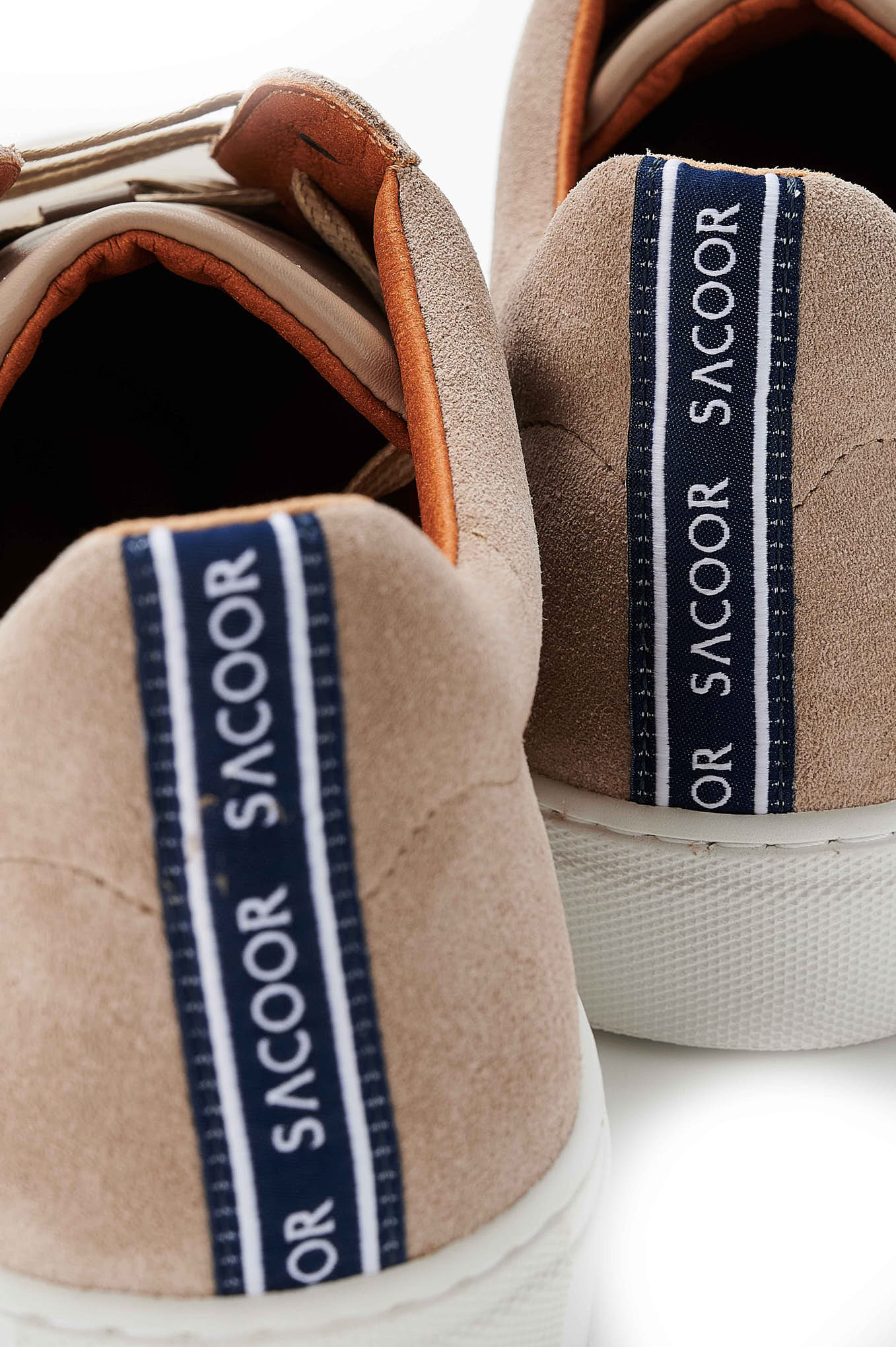 Sneakers in suede for maximum comfort - Image 4