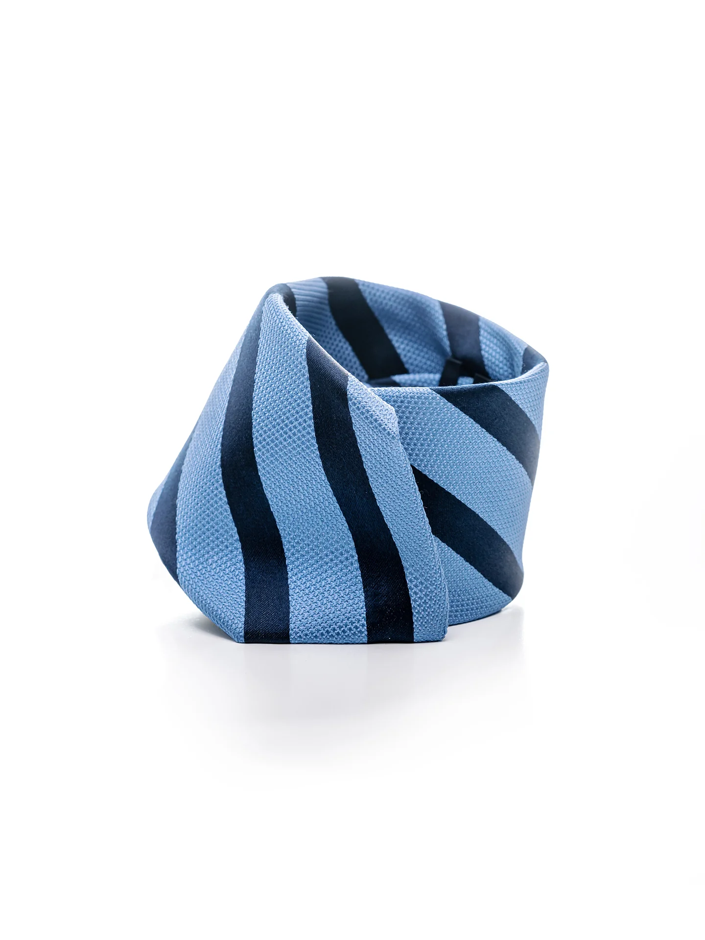 Striped Pattern 100% Silk Tie 7,5cm - Image 6