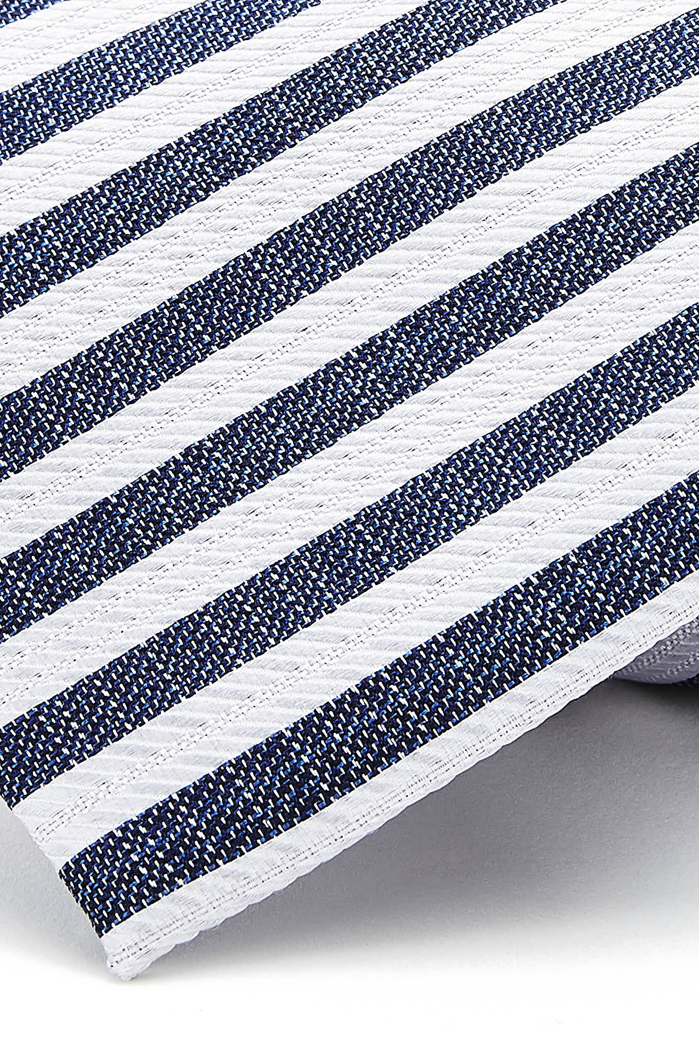 Striped Pattern Tie 100% Silk 8cm - Image 6