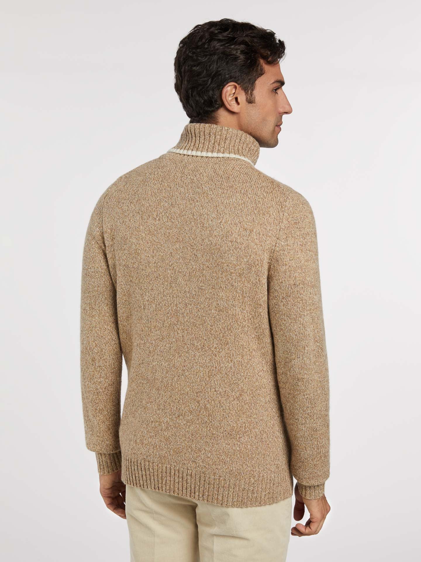 Turtle neck sweater - Image 3