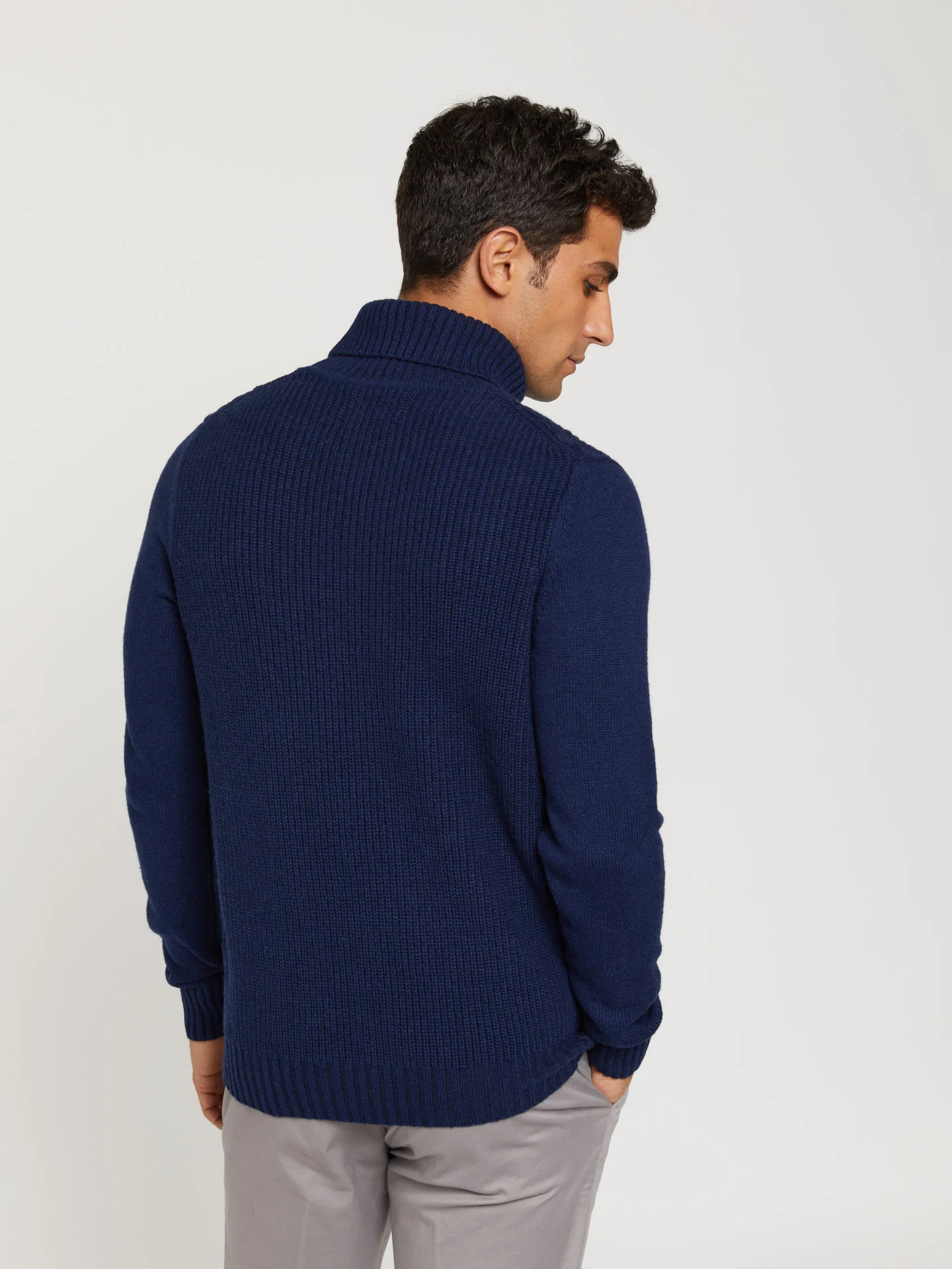 Turtle neck sweater with cables - Image 7