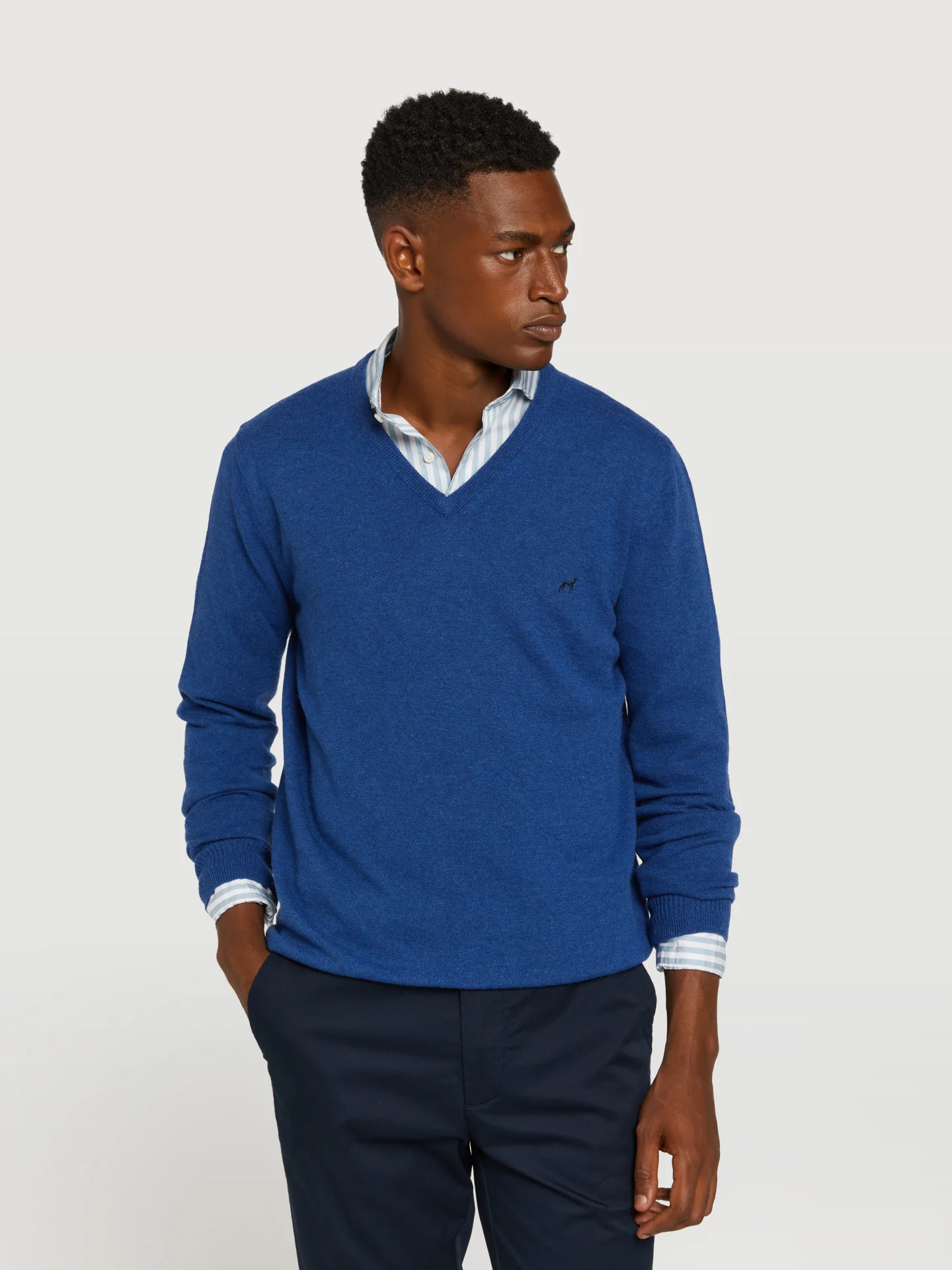 V-neck sweater - Image 16