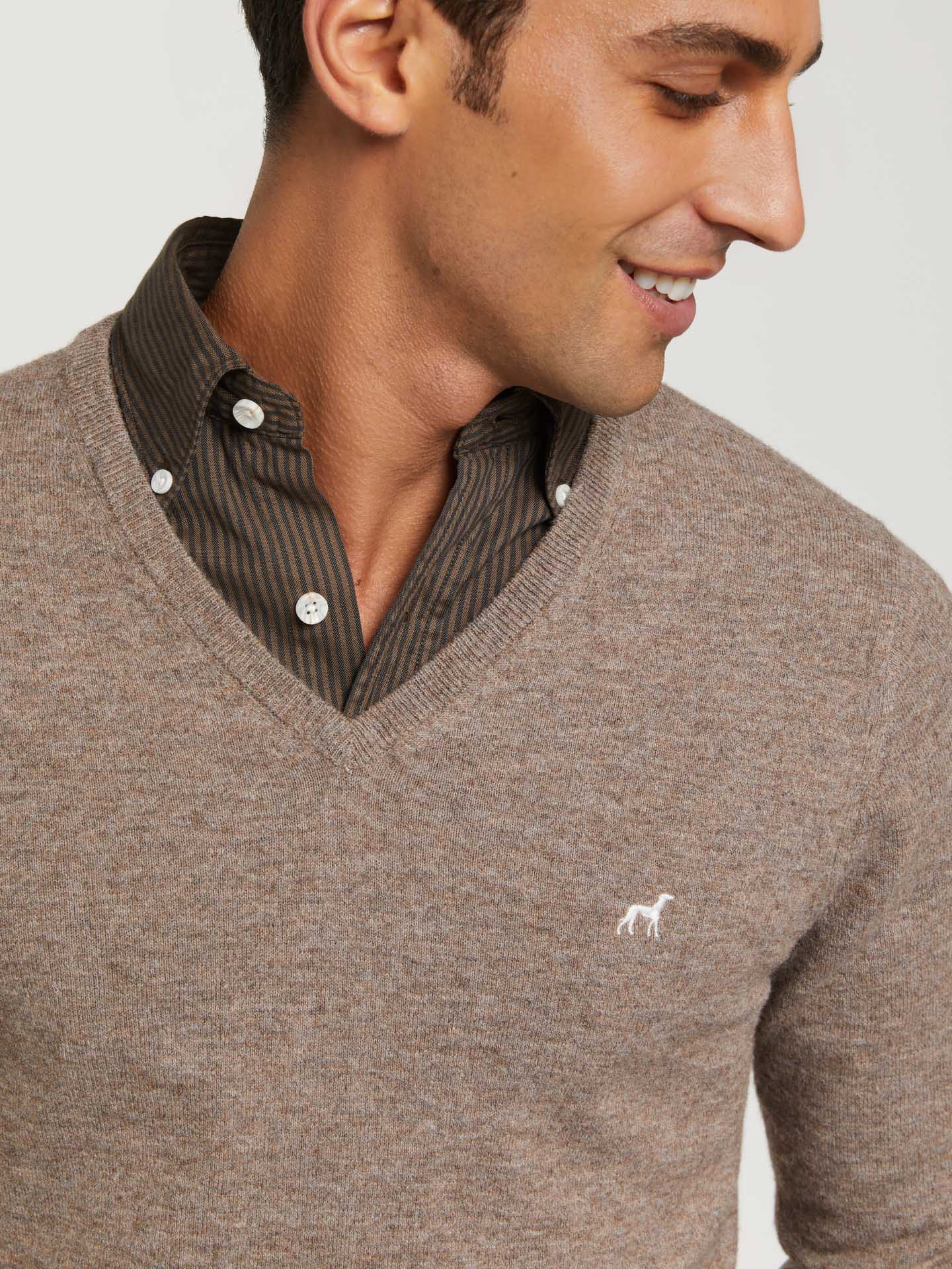 V-neck sweater - Image 5