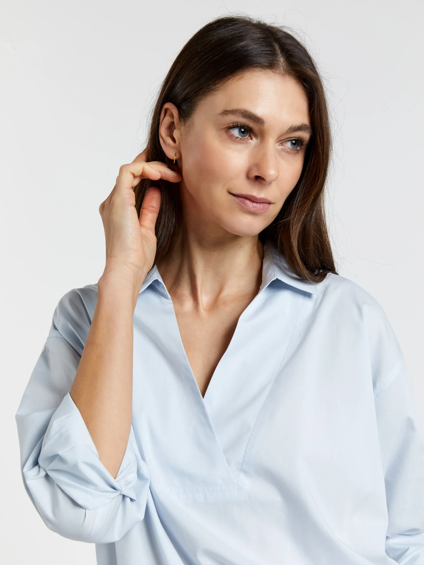 V shape placket shirt - Image 2