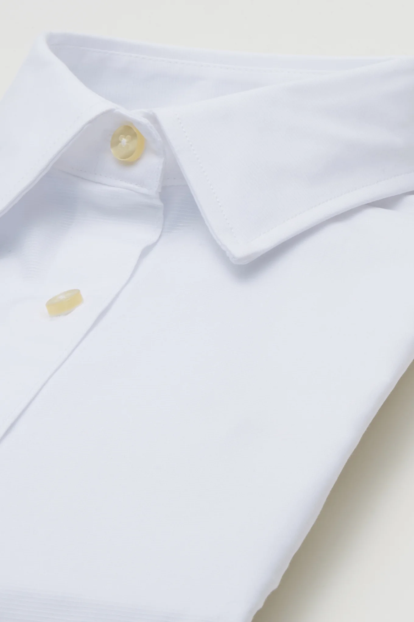 Women's Classic Cotton Shirt - Image 3