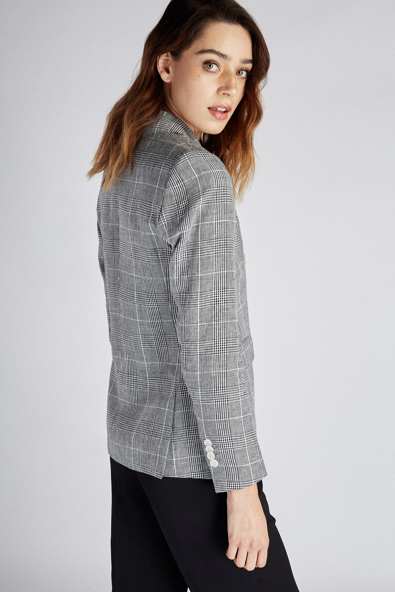 Women's Classic Slim Fit Blazer - Image 5