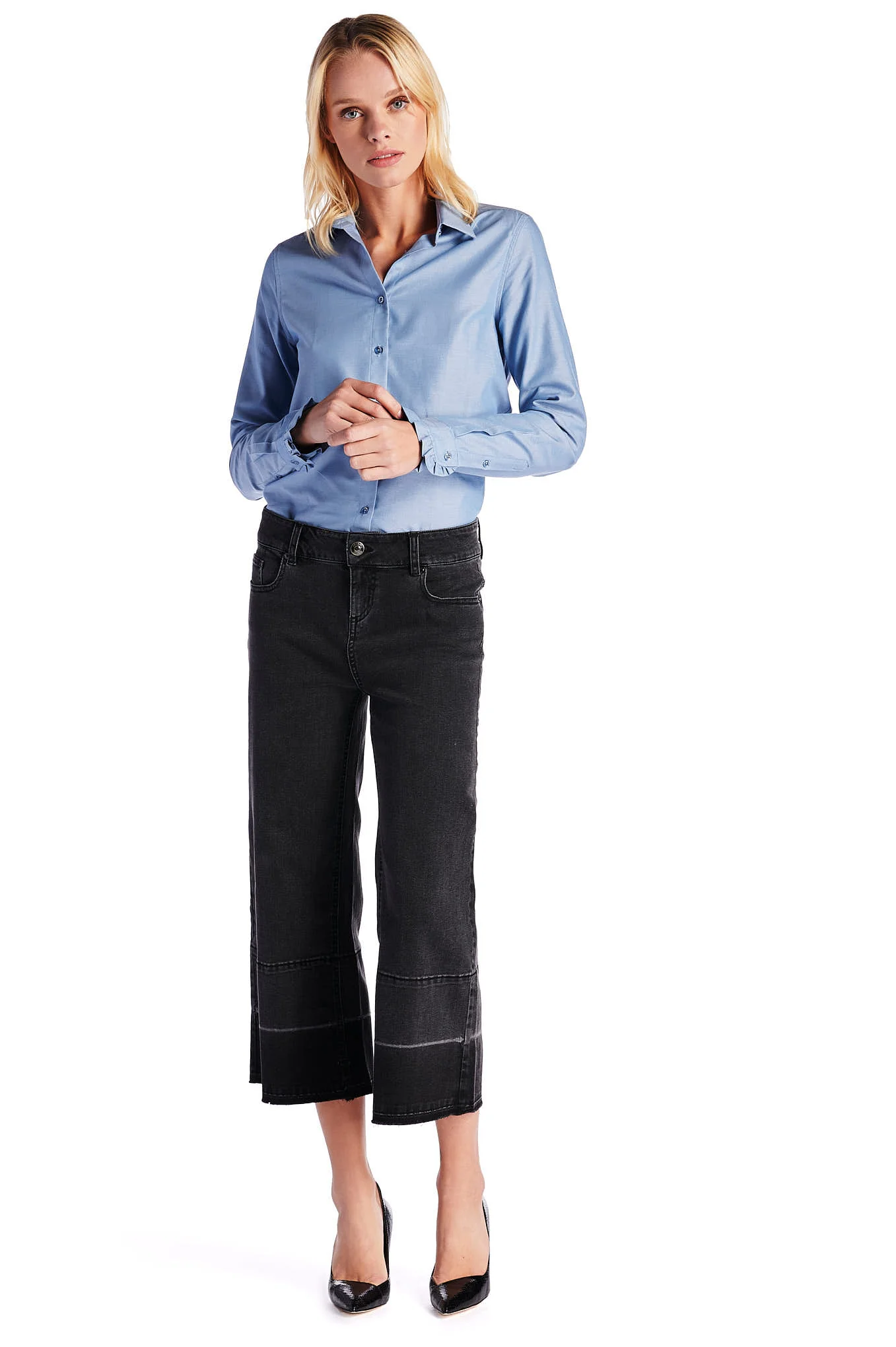 Women's Classic Slim Fit Shirt