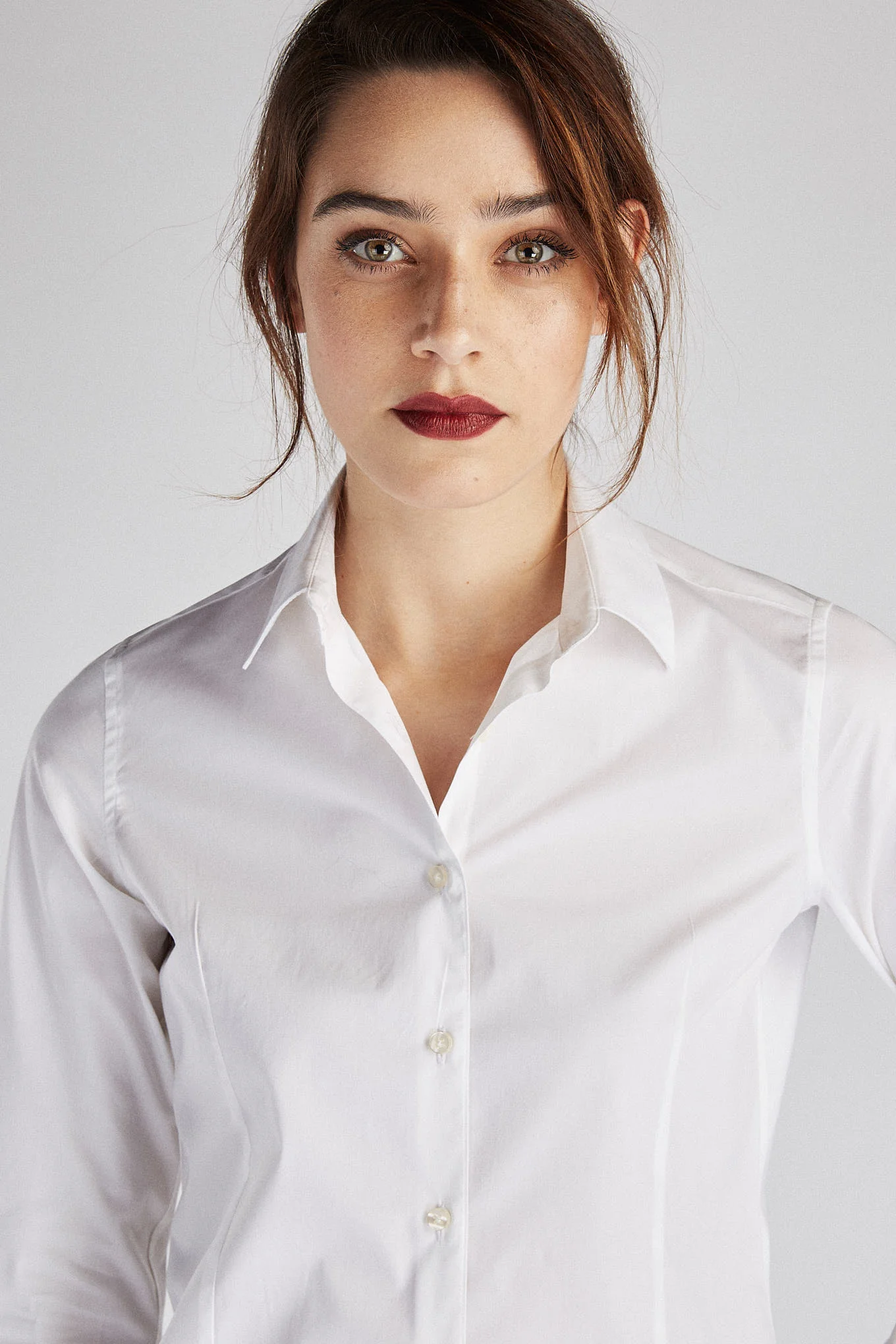 Women's Classic Slim Fit Shirt